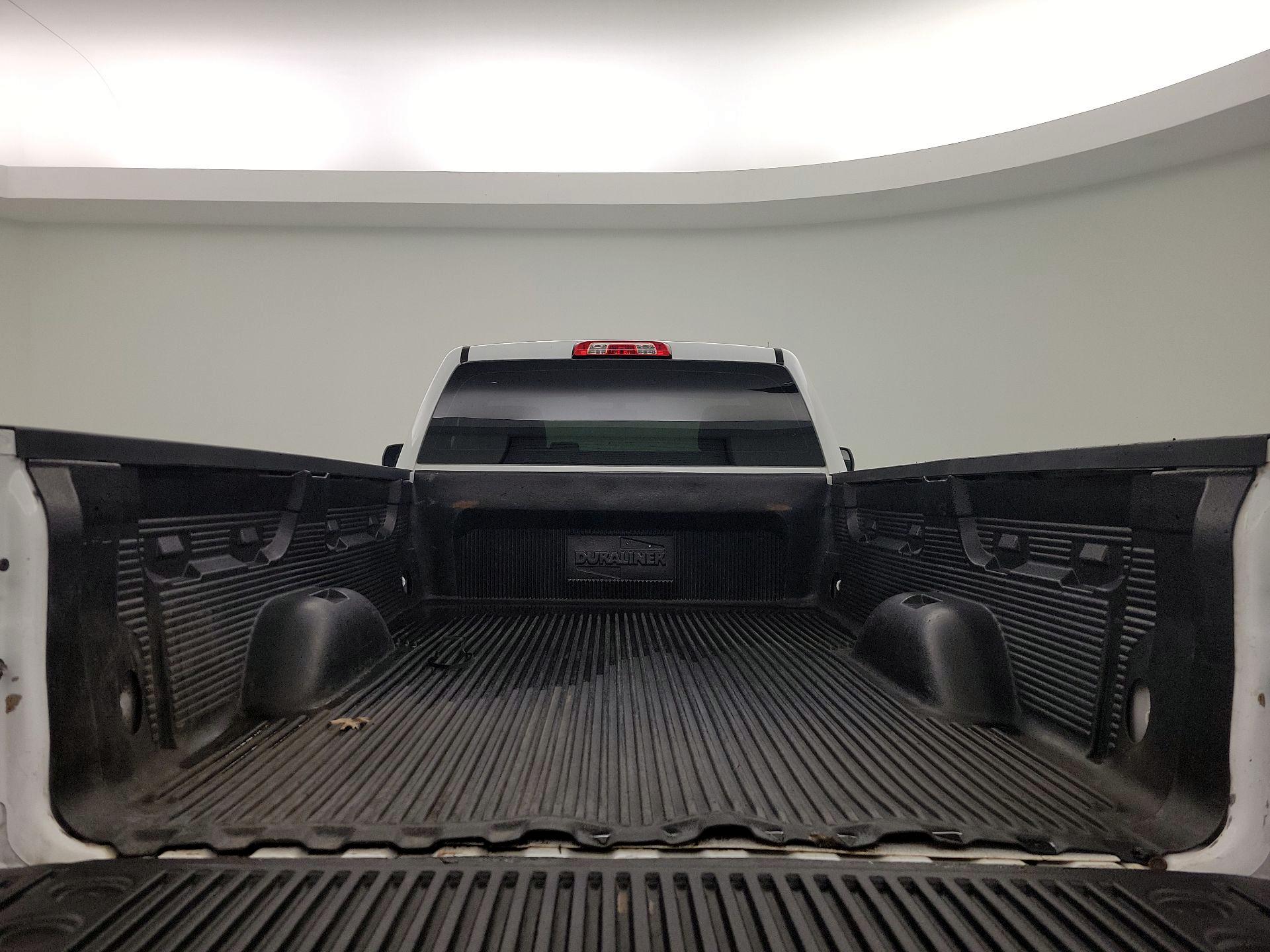 Thumbnail: 2017 Chevrolet Silverado 1500 - 17