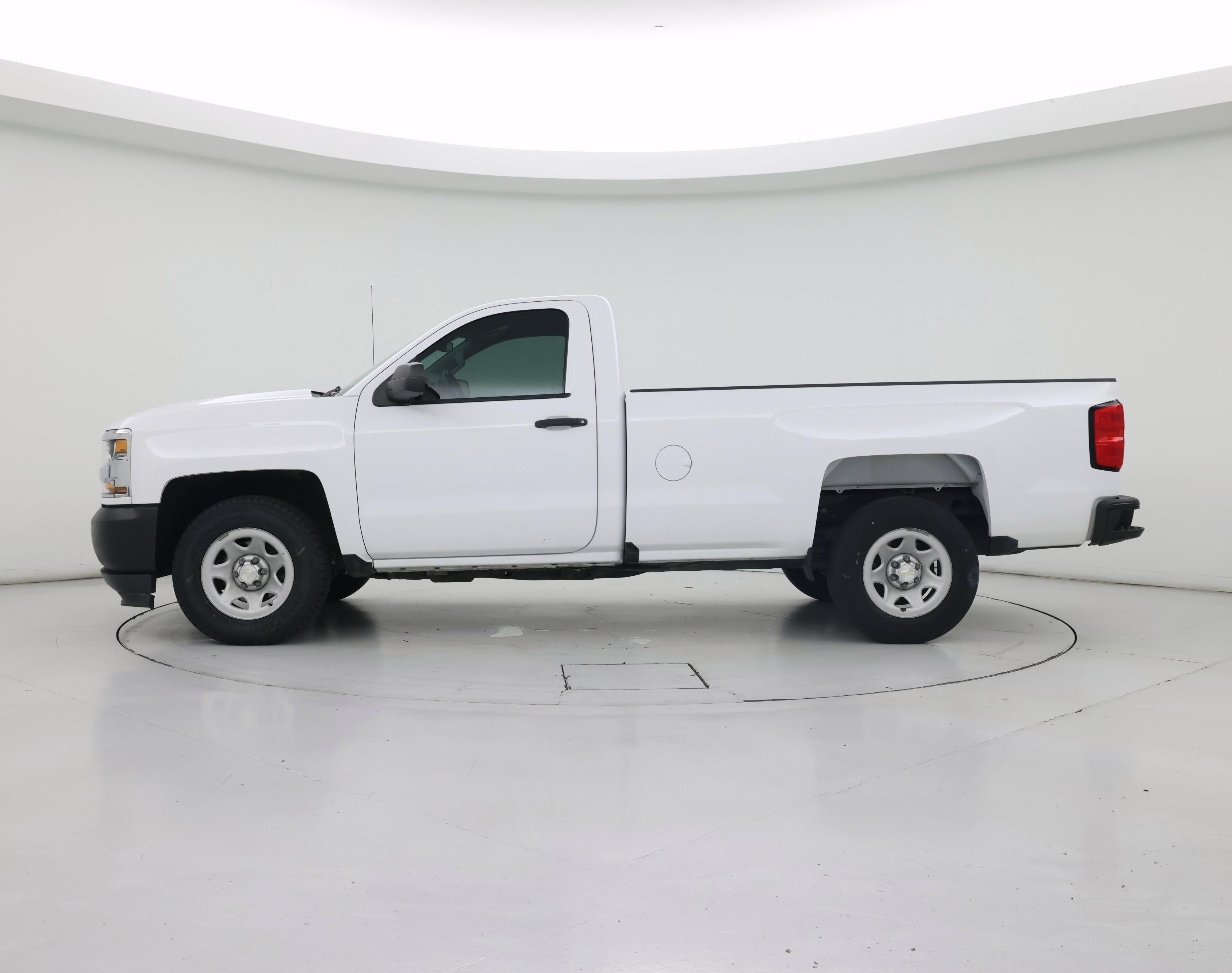 Thumbnail: 2017 Chevrolet Silverado 1500 - 3