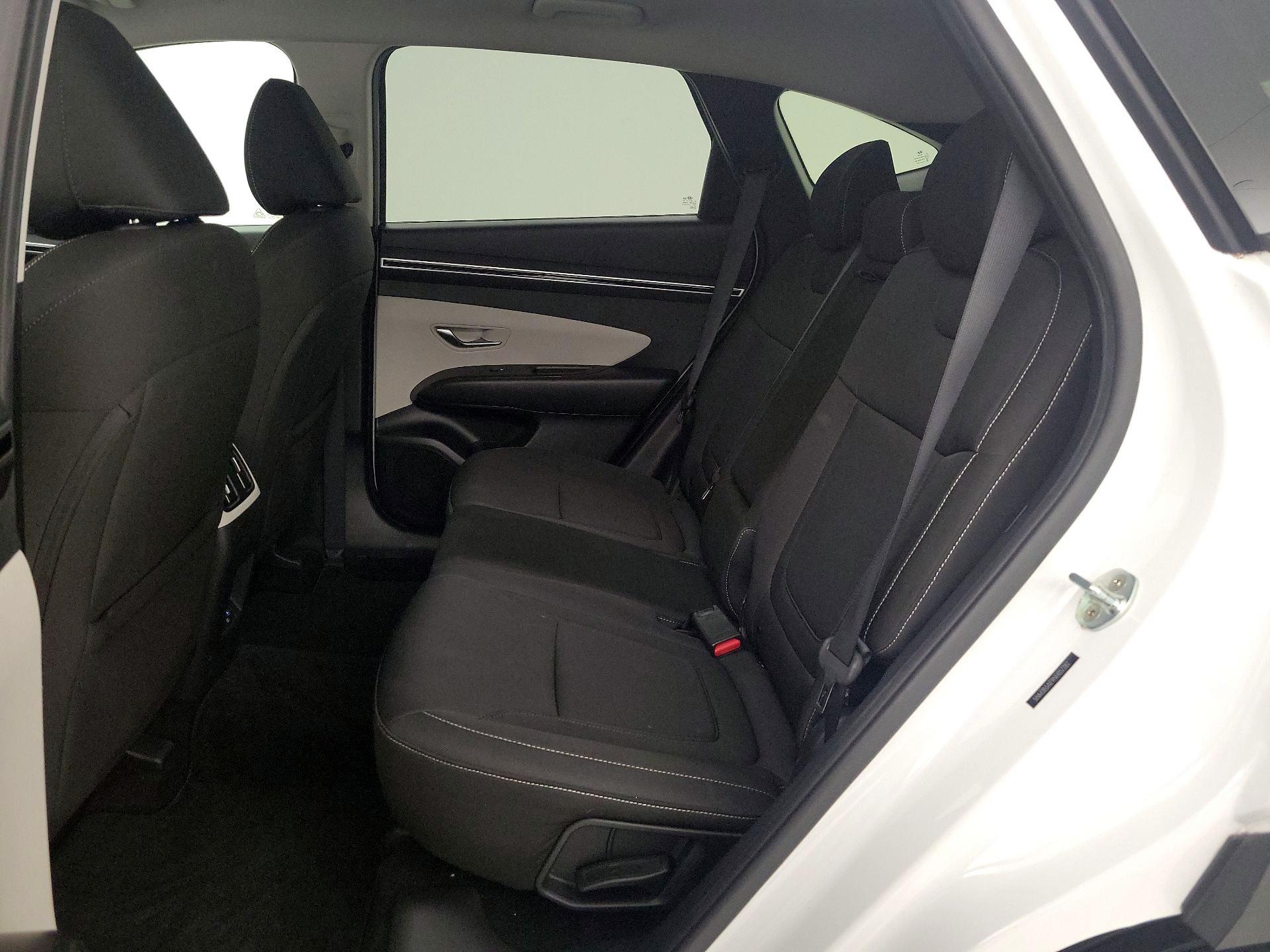 Thumbnail: 2022 Hyundai Tucson - 18