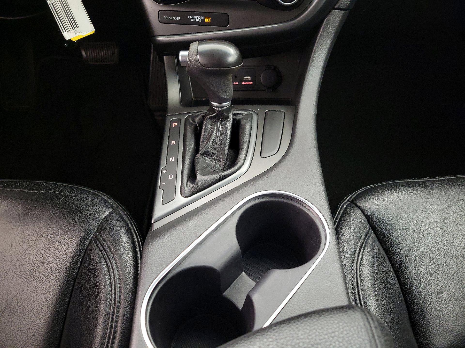 Thumbnail: 2015 Kia Optima - 16