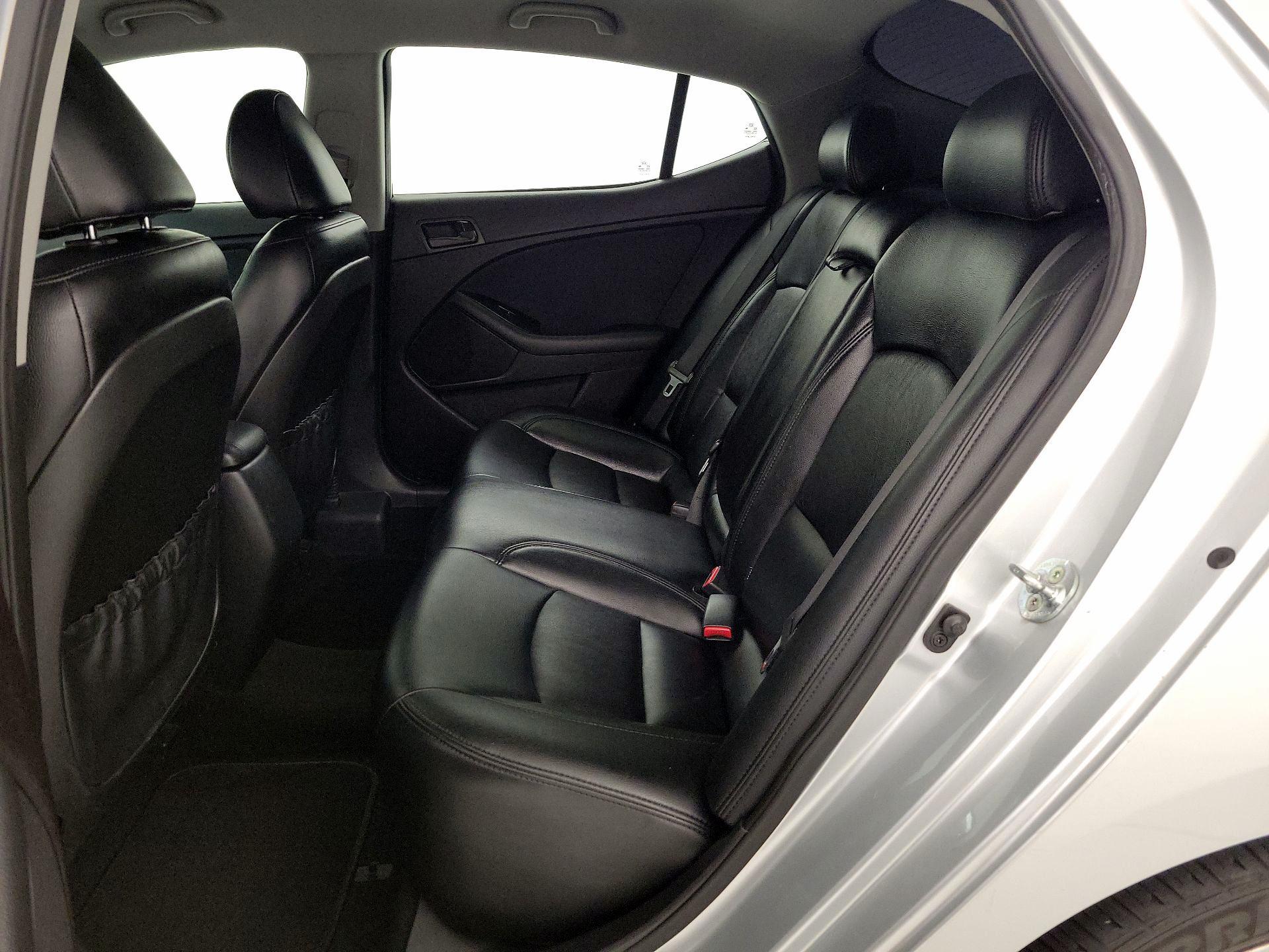 Thumbnail: 2015 Kia Optima - 17