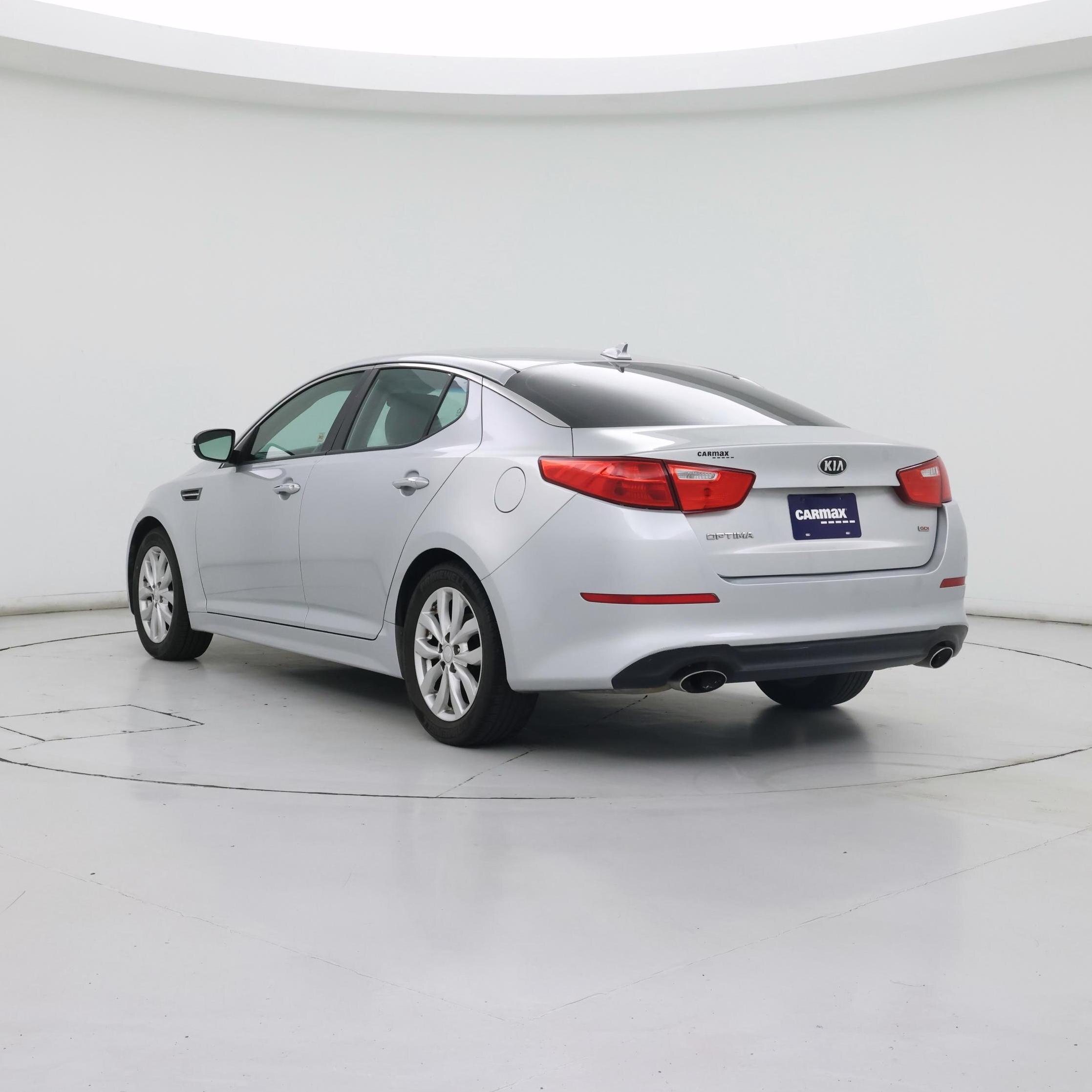 Thumbnail: 2015 Kia Optima - 2