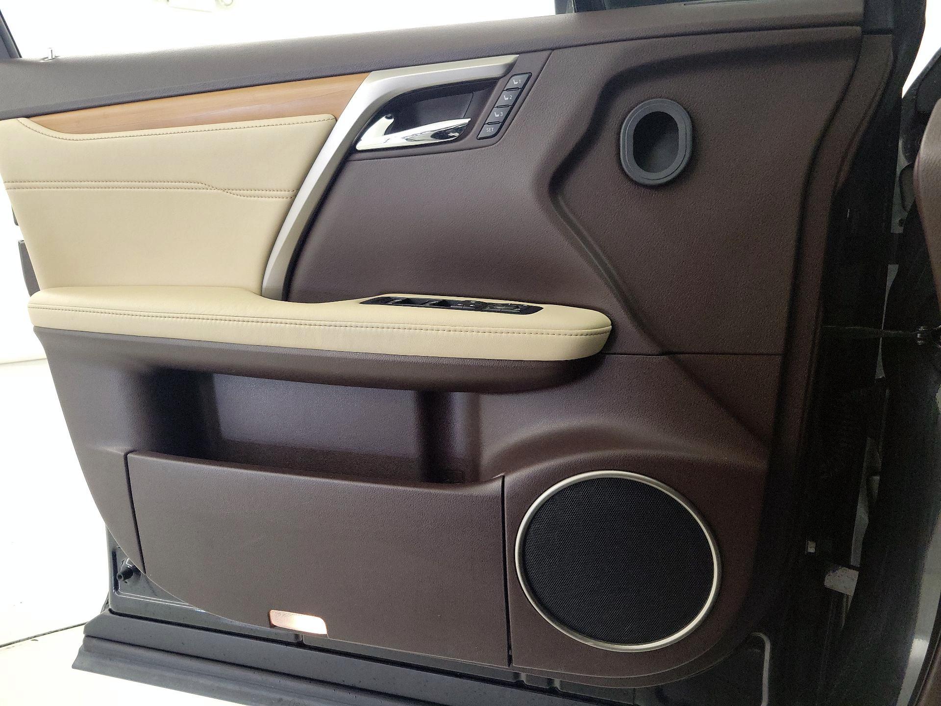 Thumbnail: 2017 Lexus RX - 12