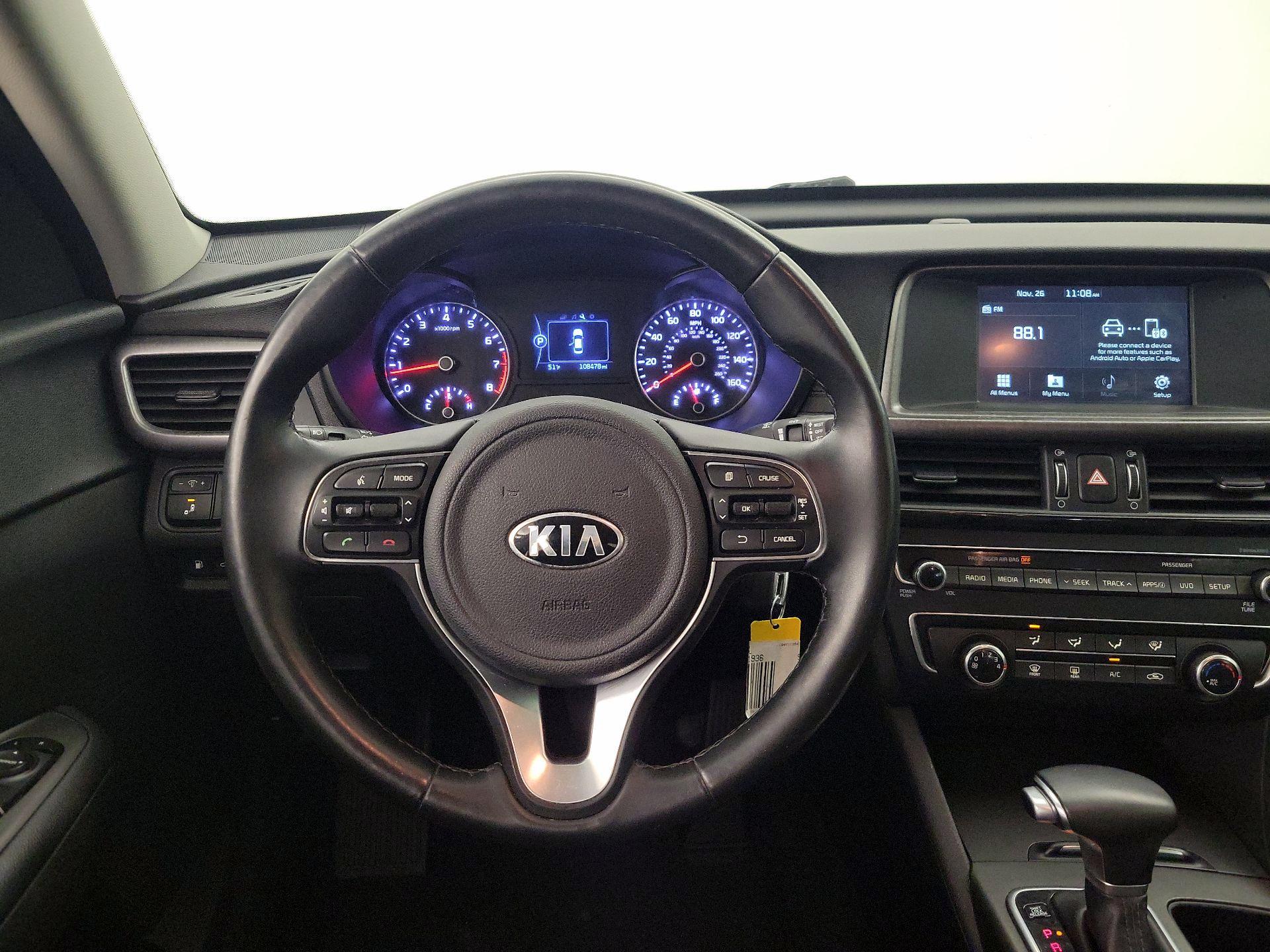 Thumbnail: 2018 Kia Optima - 10