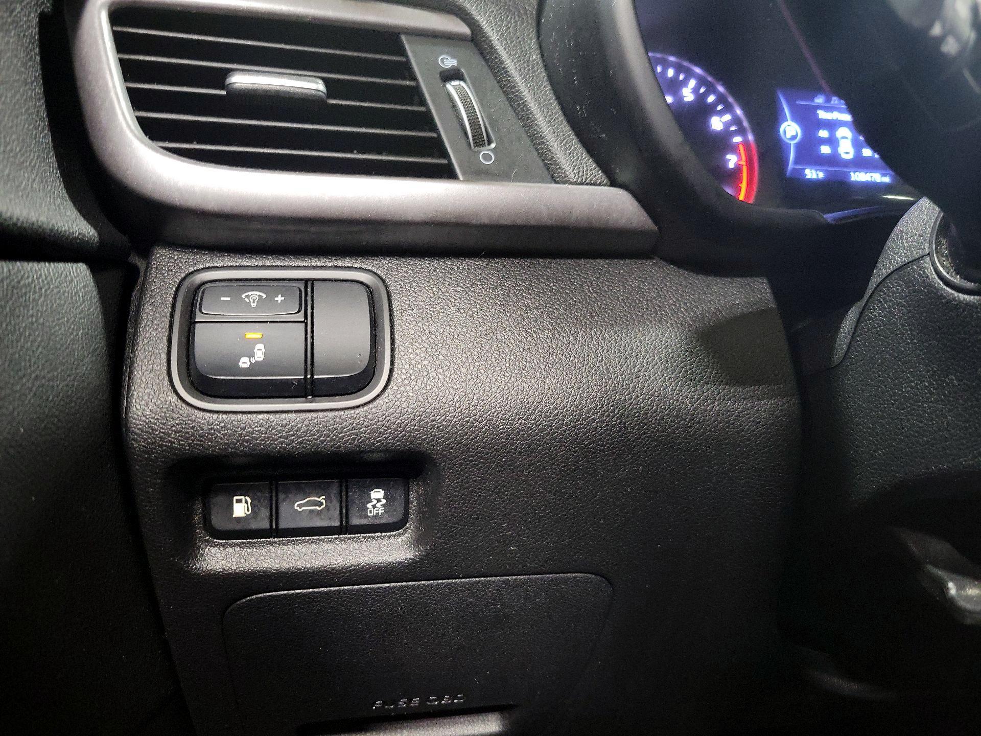 Thumbnail: 2018 Kia Optima - 13