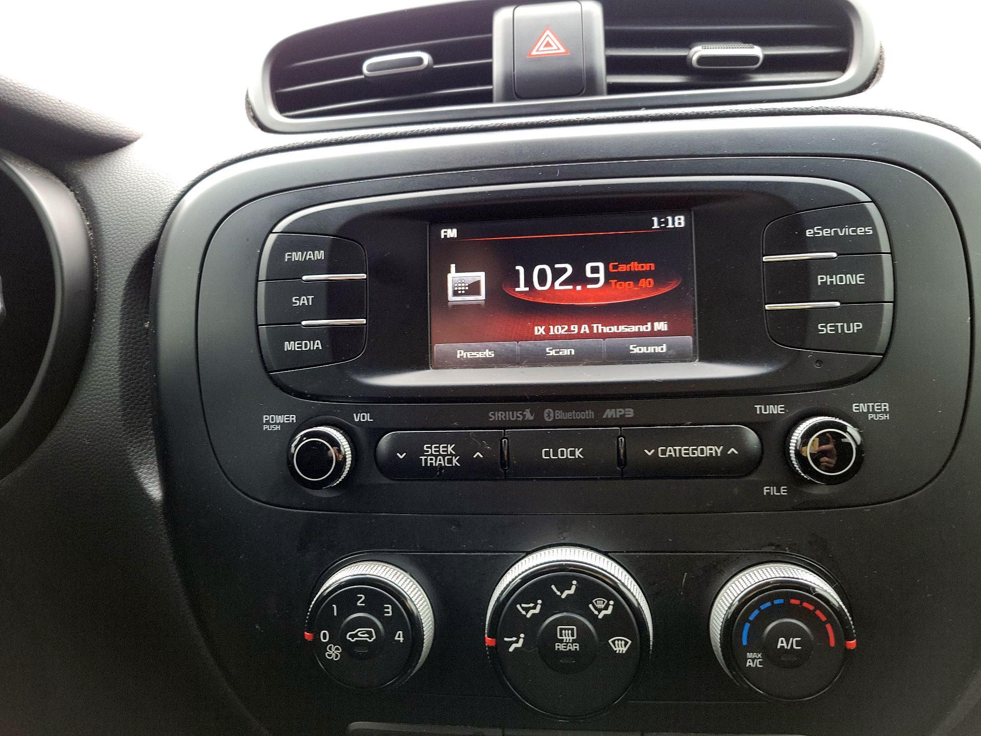 Thumbnail: 2015 Kia Soul - 15