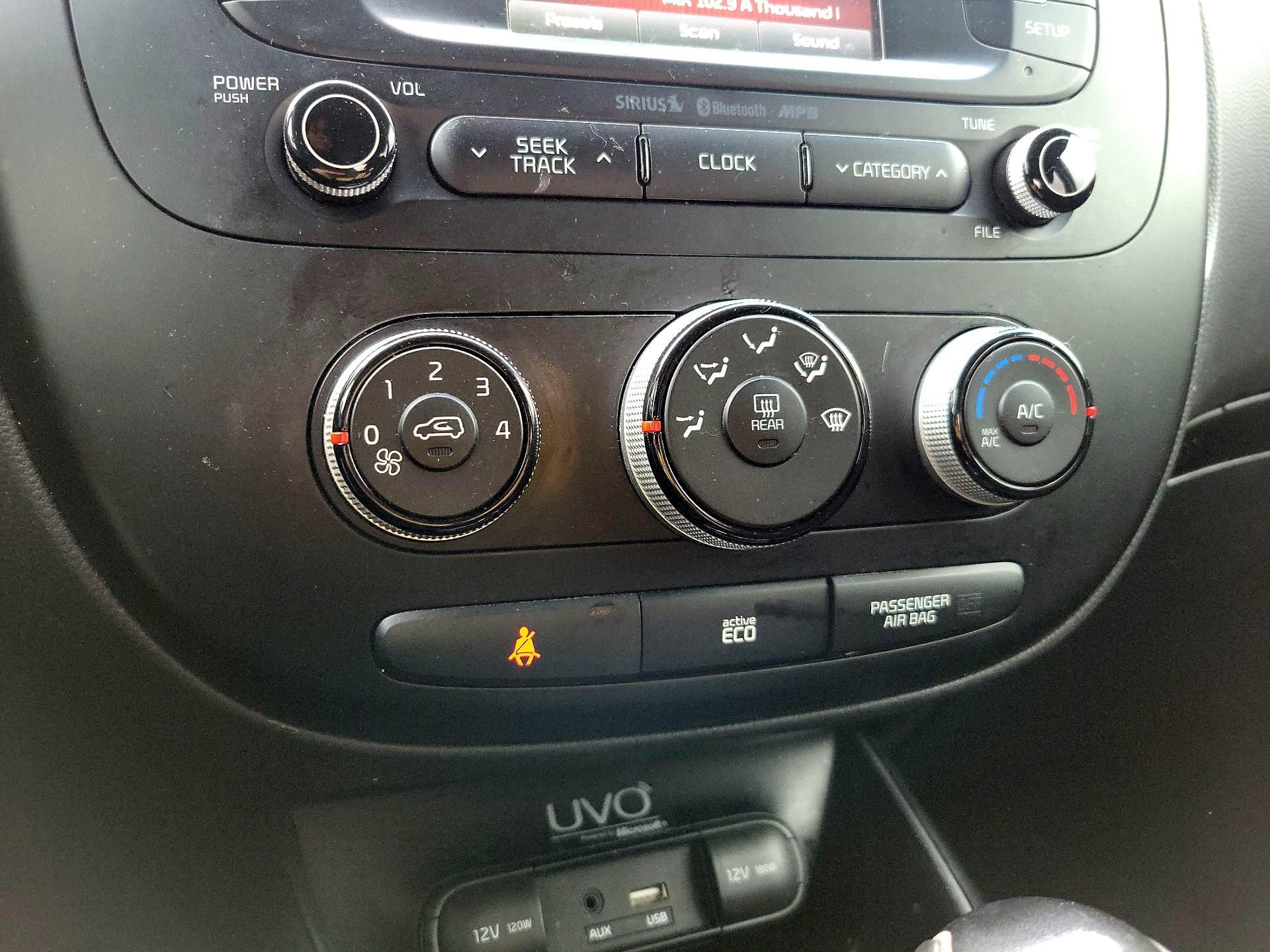 Thumbnail: 2015 Kia Soul - 16