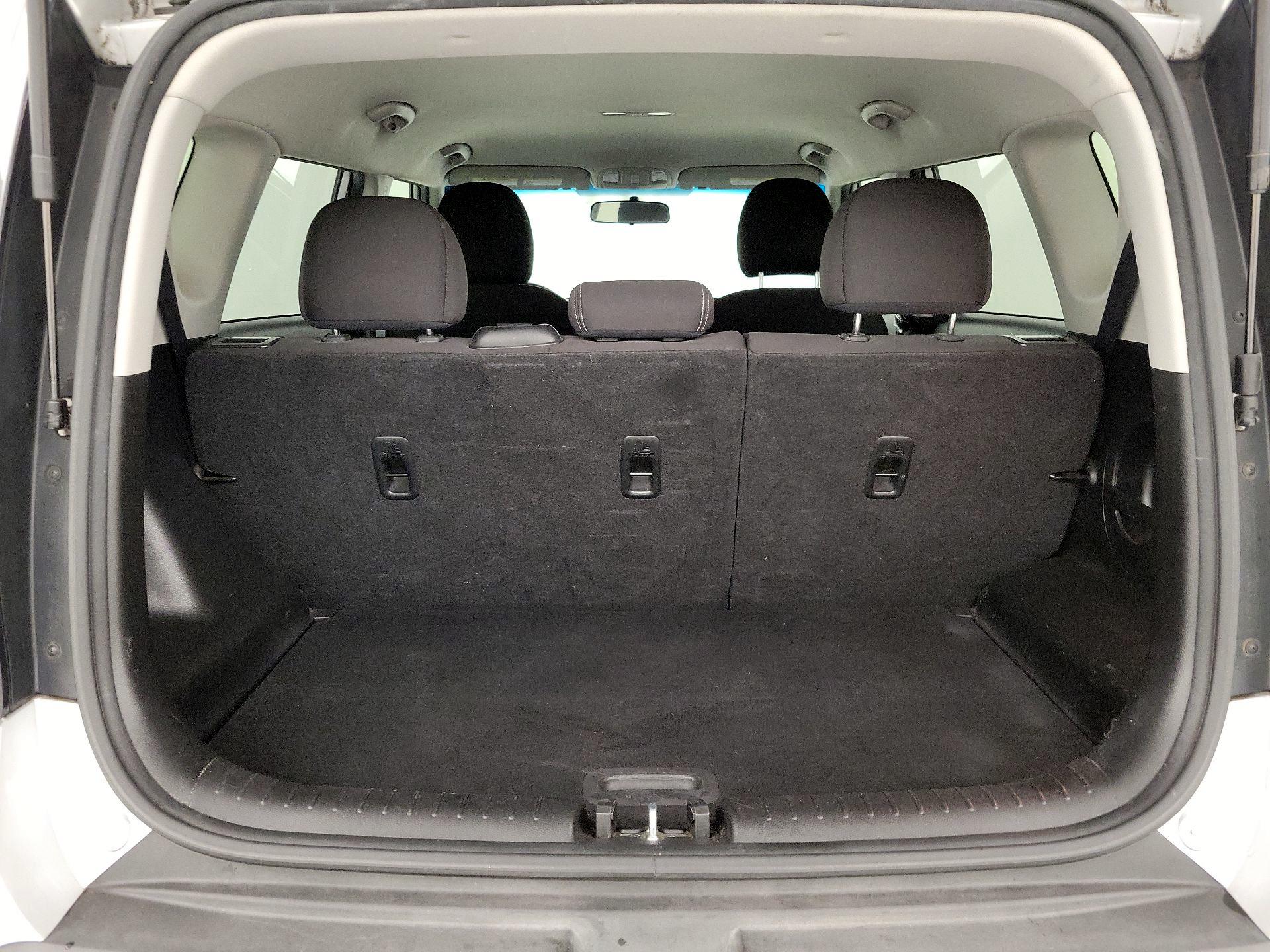 Thumbnail: 2015 Kia Soul - 19