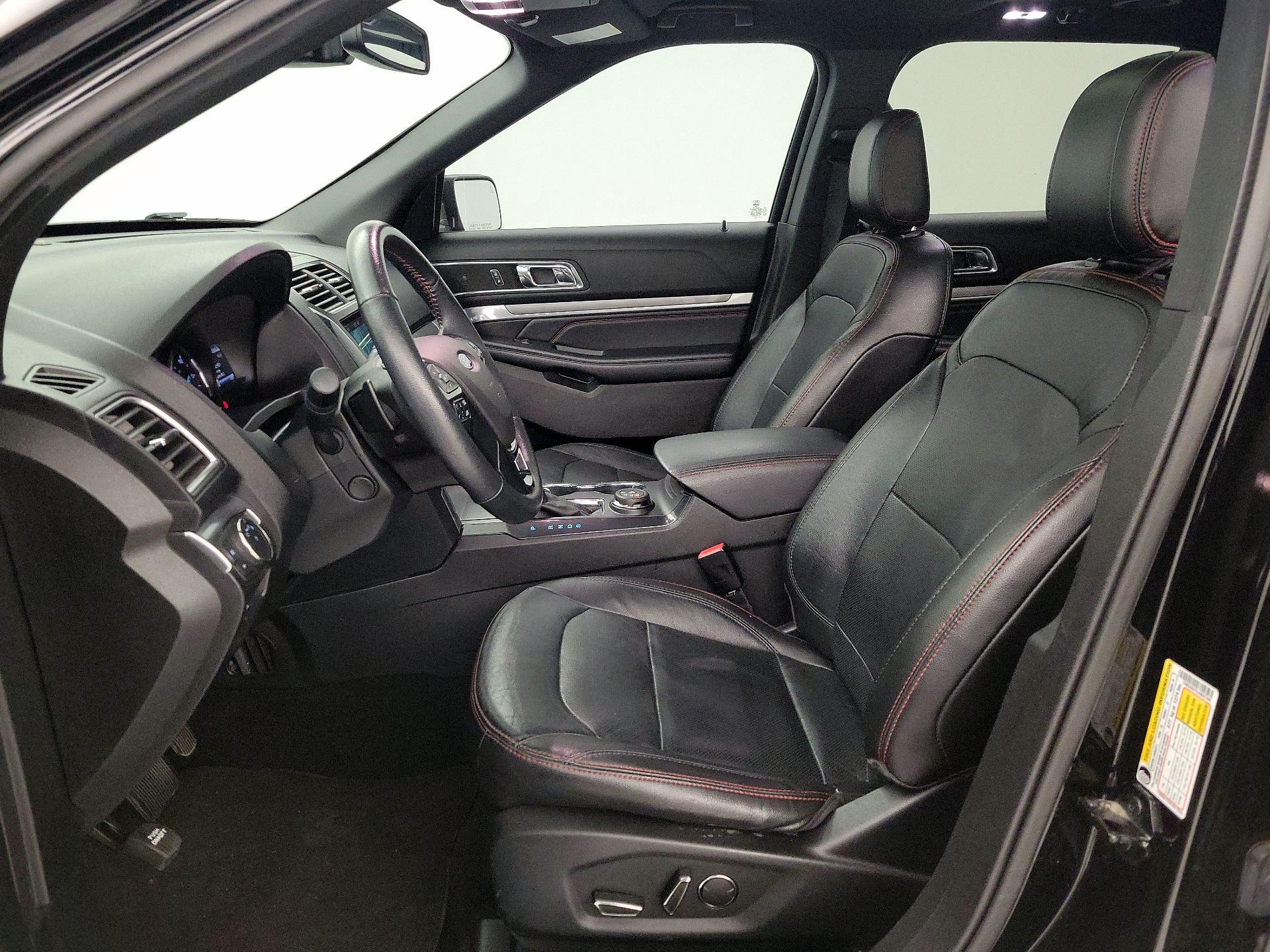 Thumbnail: 2018 Ford Explorer - 11