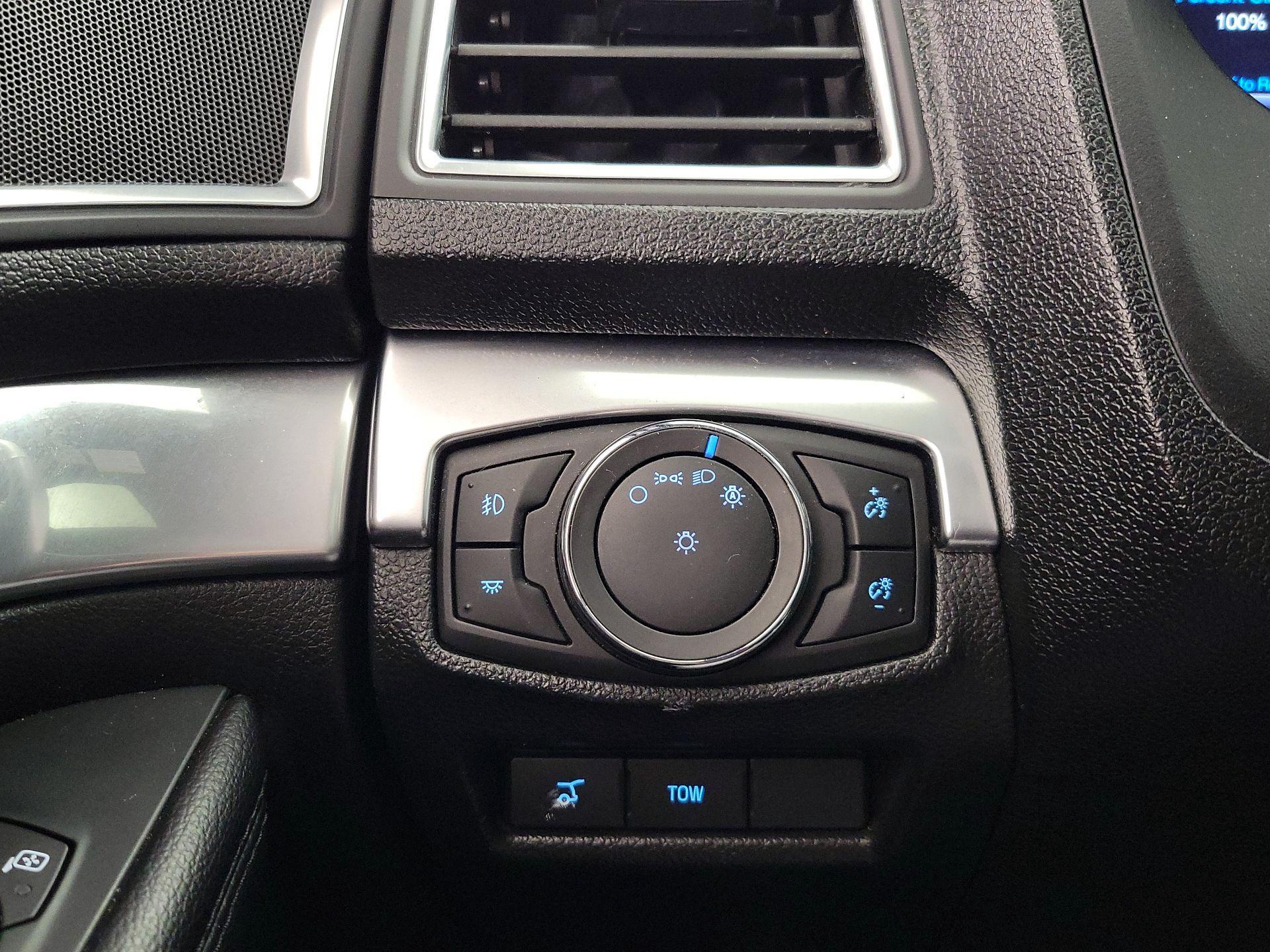 Thumbnail: 2018 Ford Explorer - 13