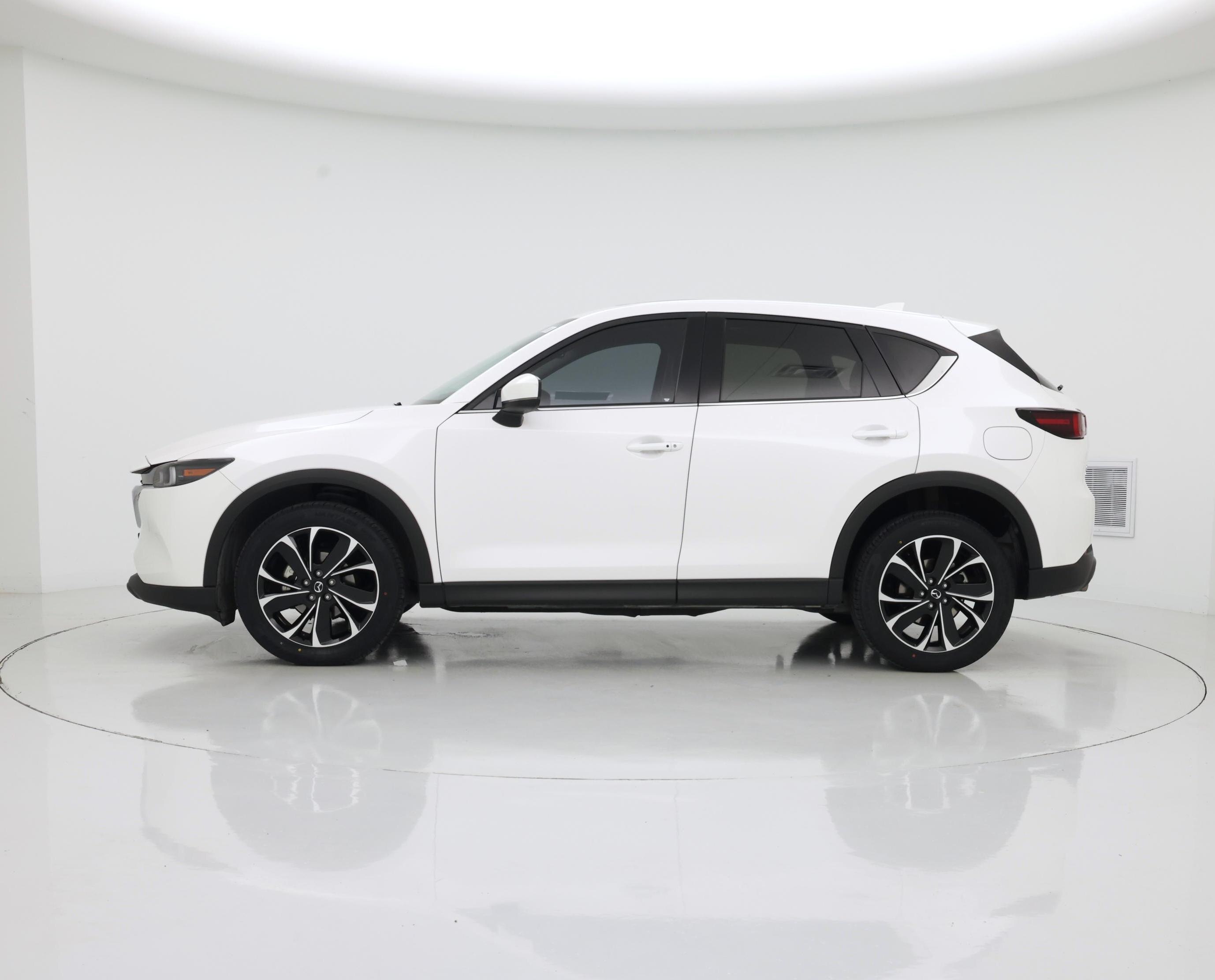 Thumbnail: 2022 Mazda CX-5 - 3