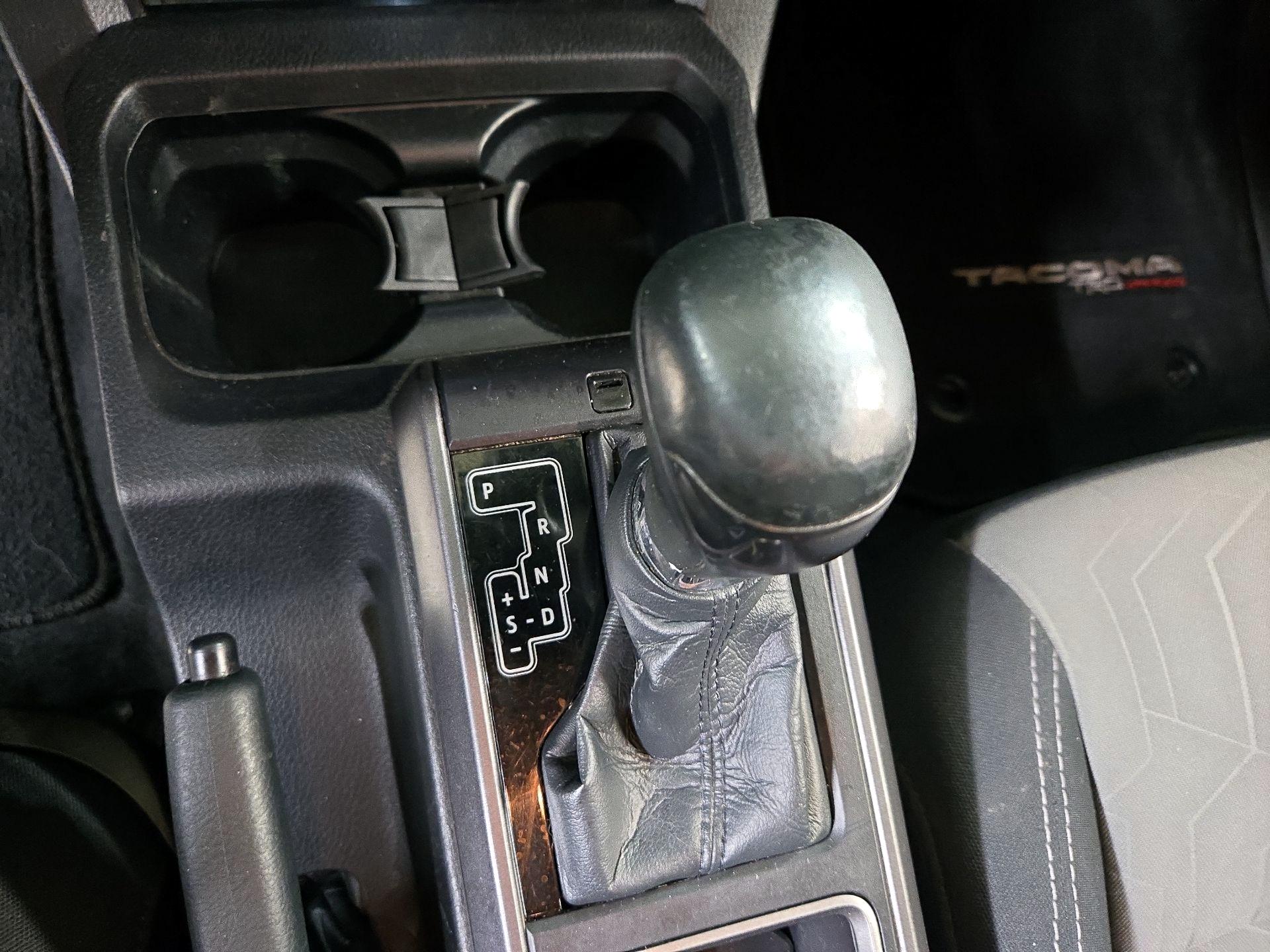 Thumbnail: 2021 Toyota Tacoma - 17