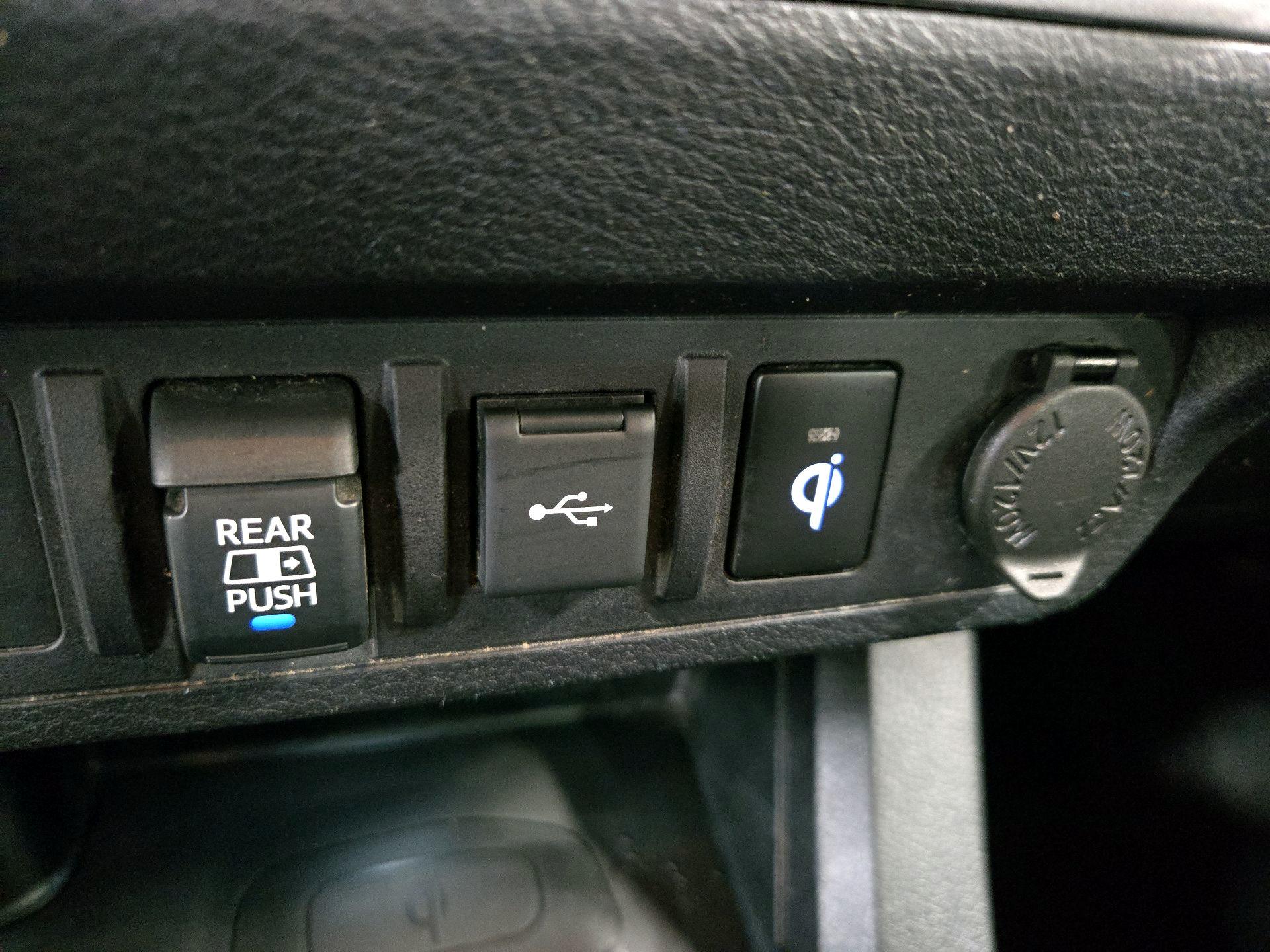 Thumbnail: 2021 Toyota Tacoma - 18