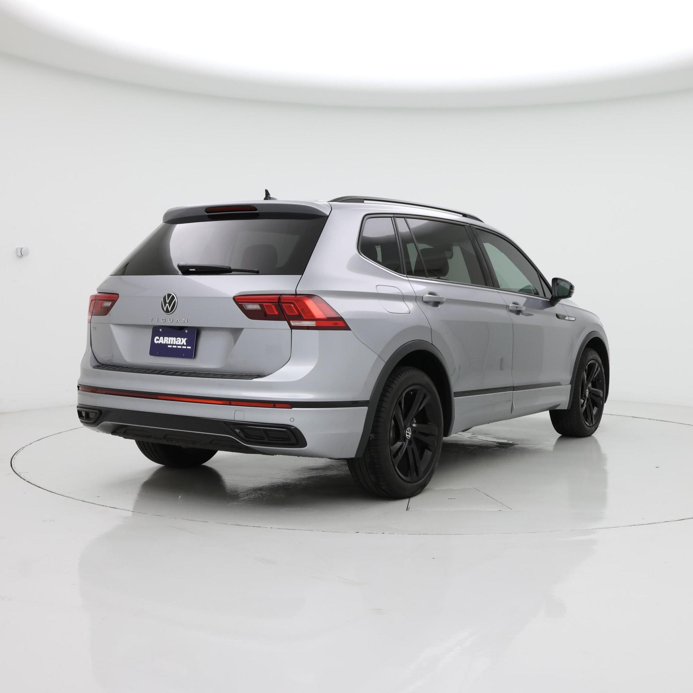 Thumbnail: 2024 Volkswagen Tiguan - 8