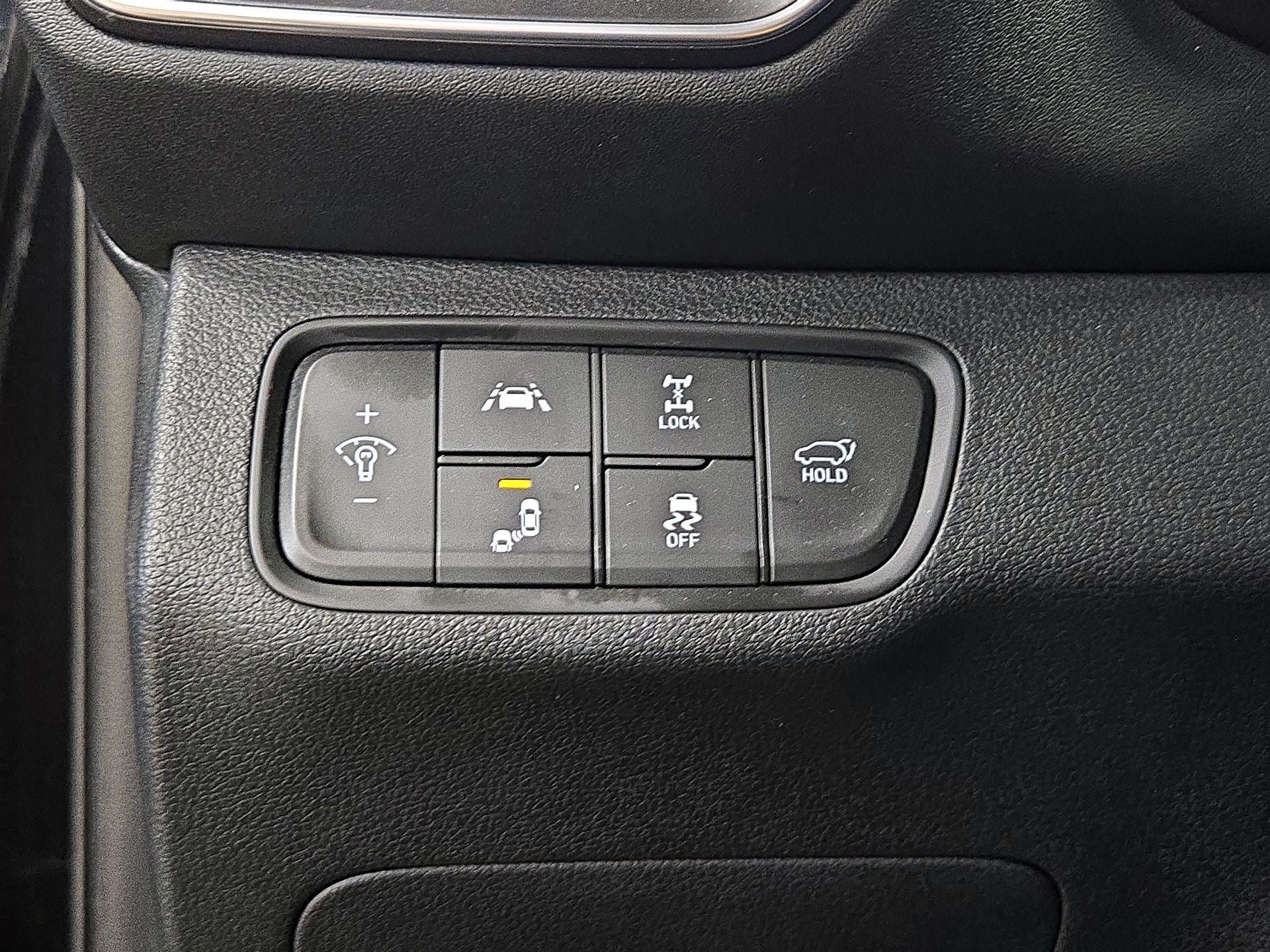 Thumbnail: 2020 Hyundai Santa Fe - 13