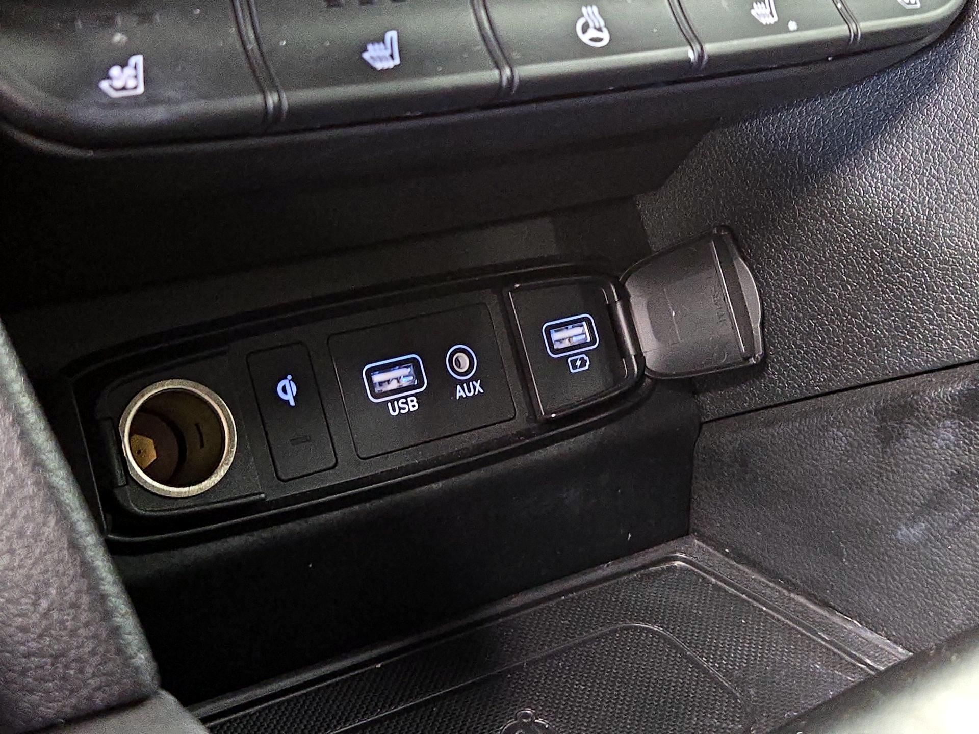 Thumbnail: 2020 Hyundai Santa Fe - 19