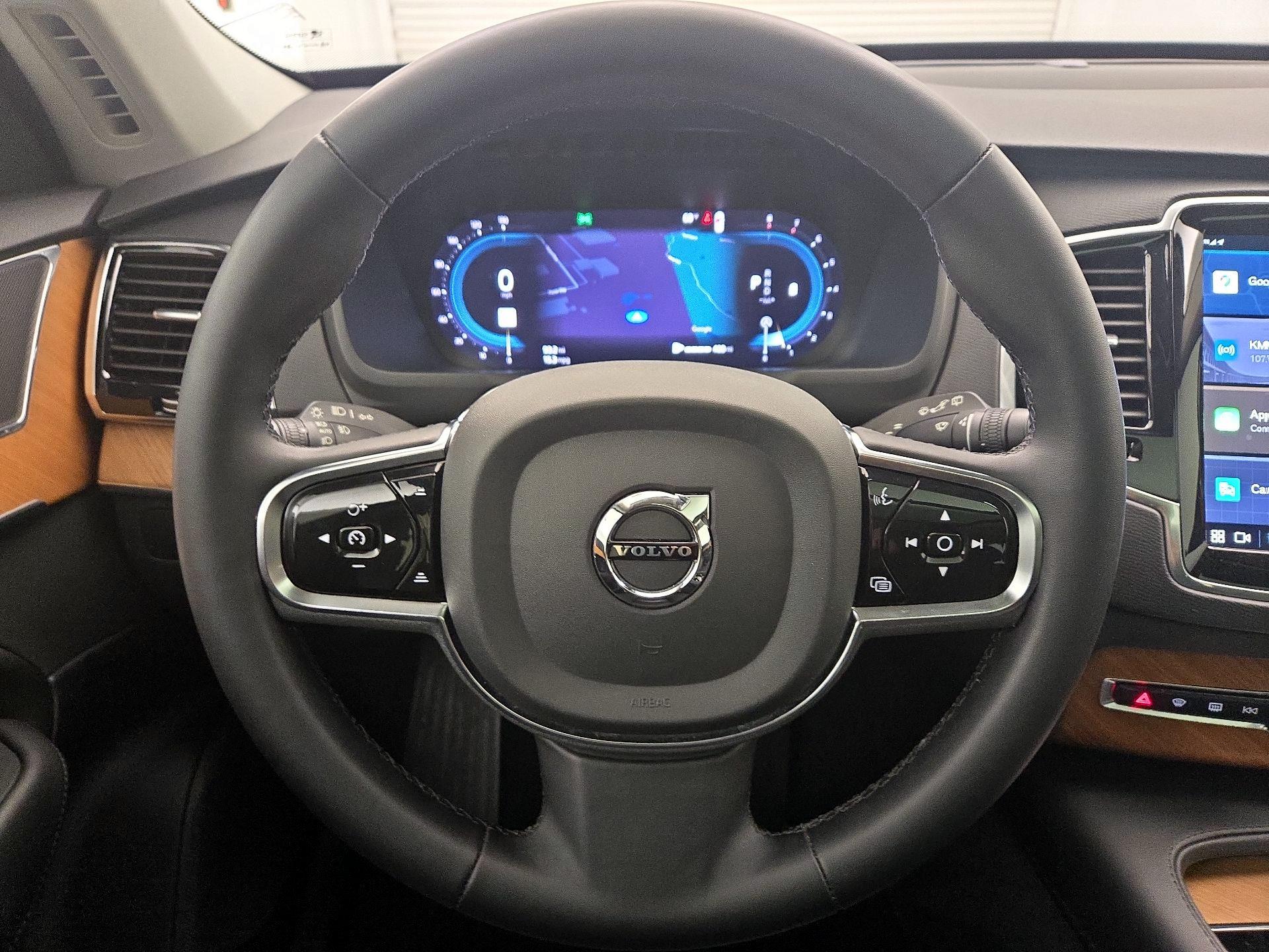 Thumbnail: 2024 Volvo XC90 - 10