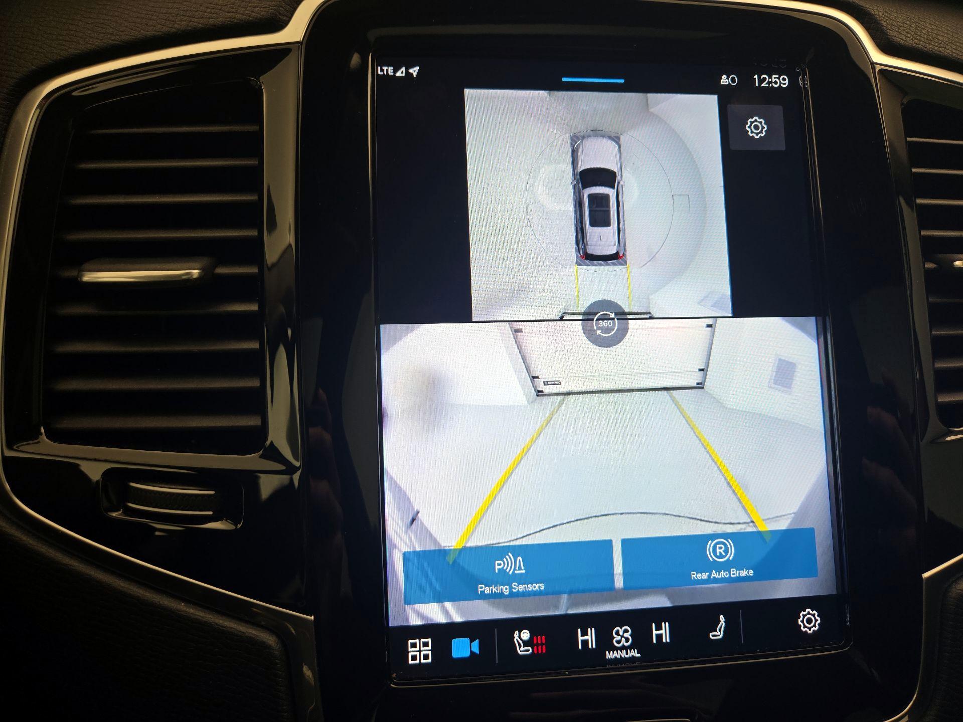 Thumbnail: 2024 Volvo XC90 - 14