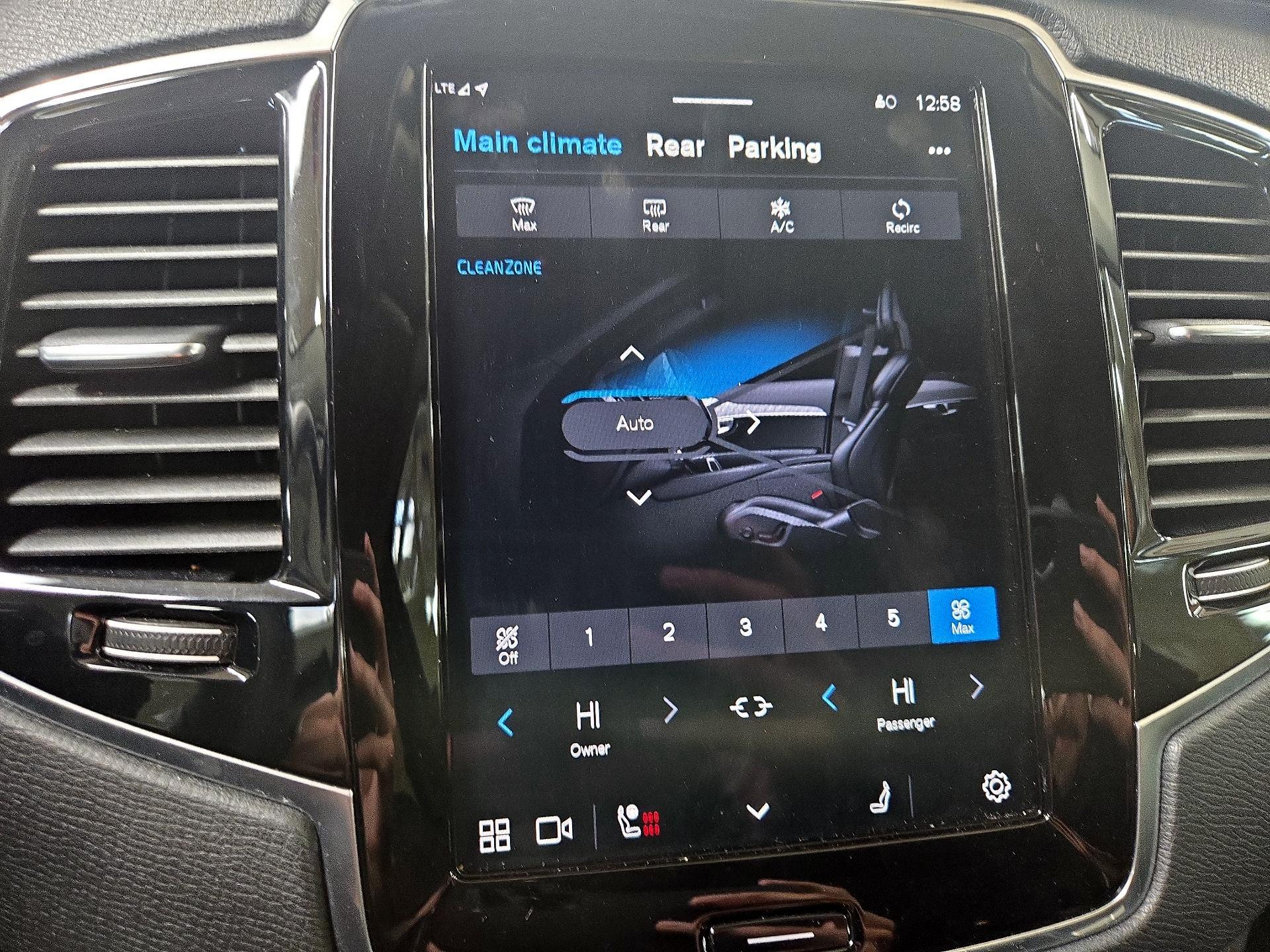 Thumbnail: 2024 Volvo XC90 - 16