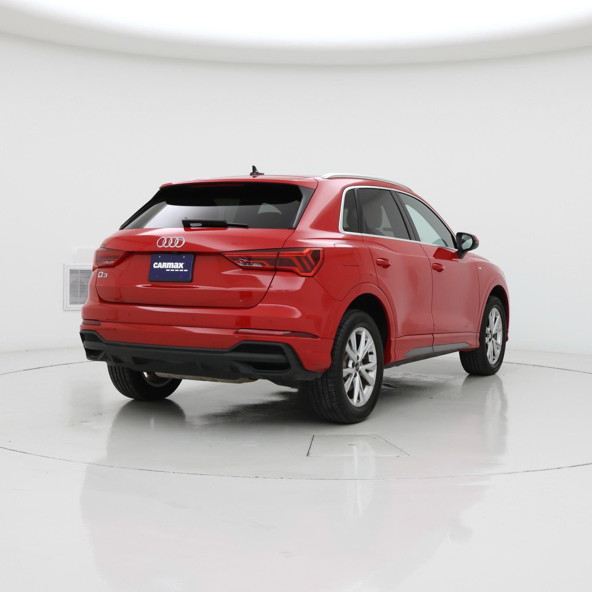 Thumbnail: 2023 Audi Q3 - 8