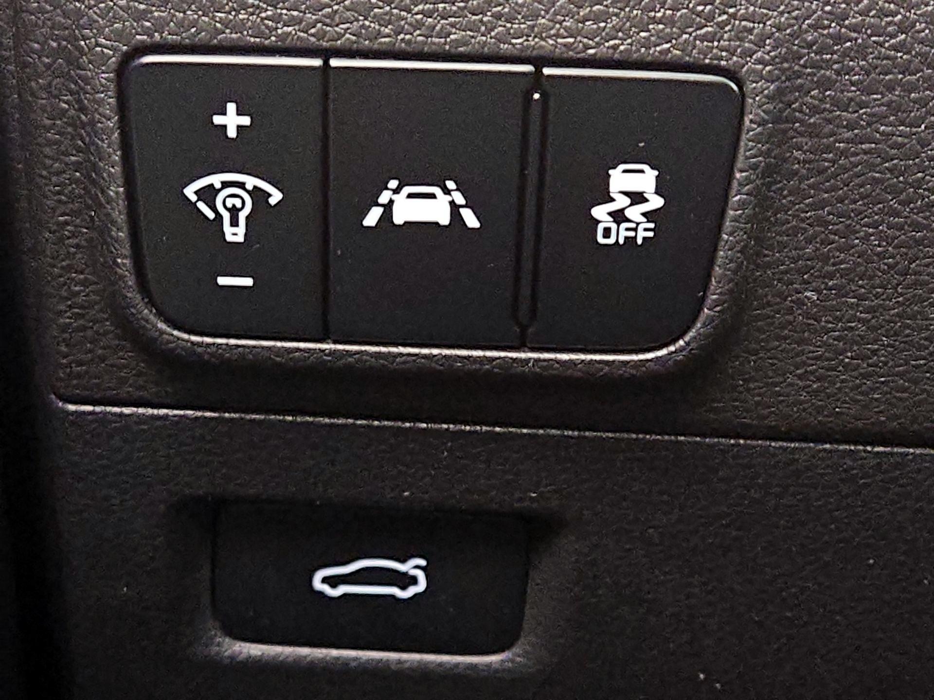 Thumbnail: 2022 Kia K5 - 13