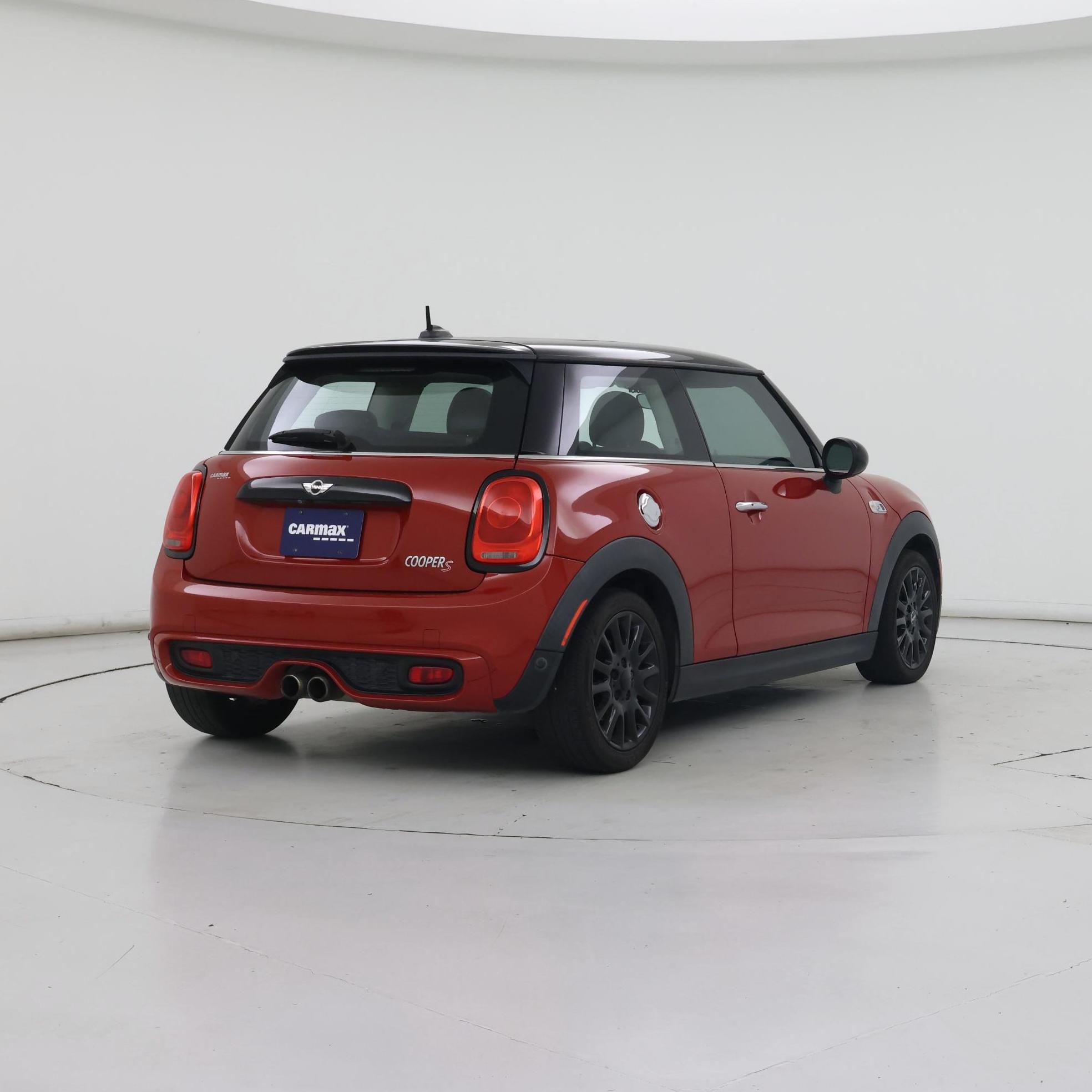 Thumbnail: 2017 MINI Cooper Hardtop - 8
