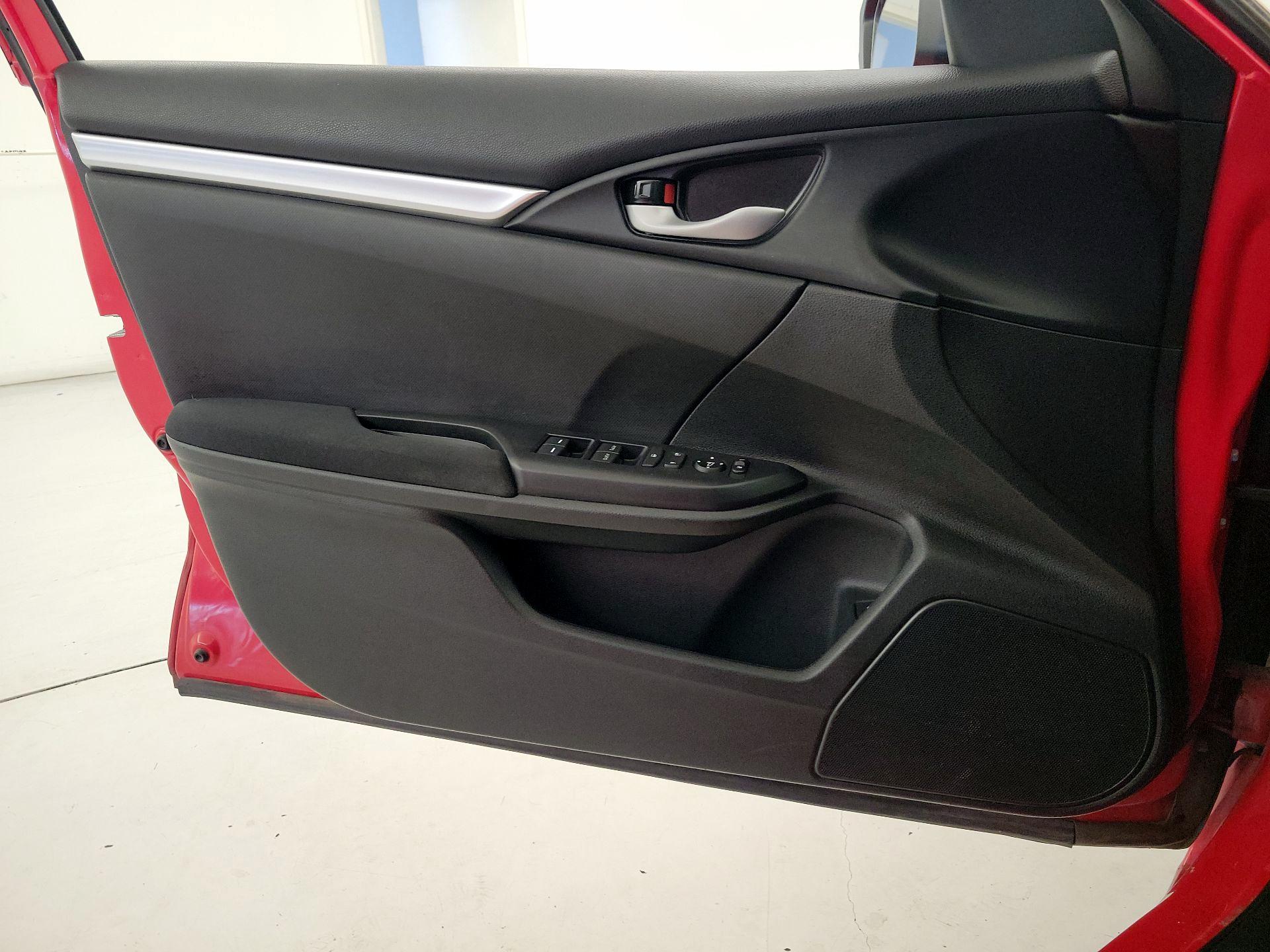 Thumbnail: 2018 Honda Civic - 12