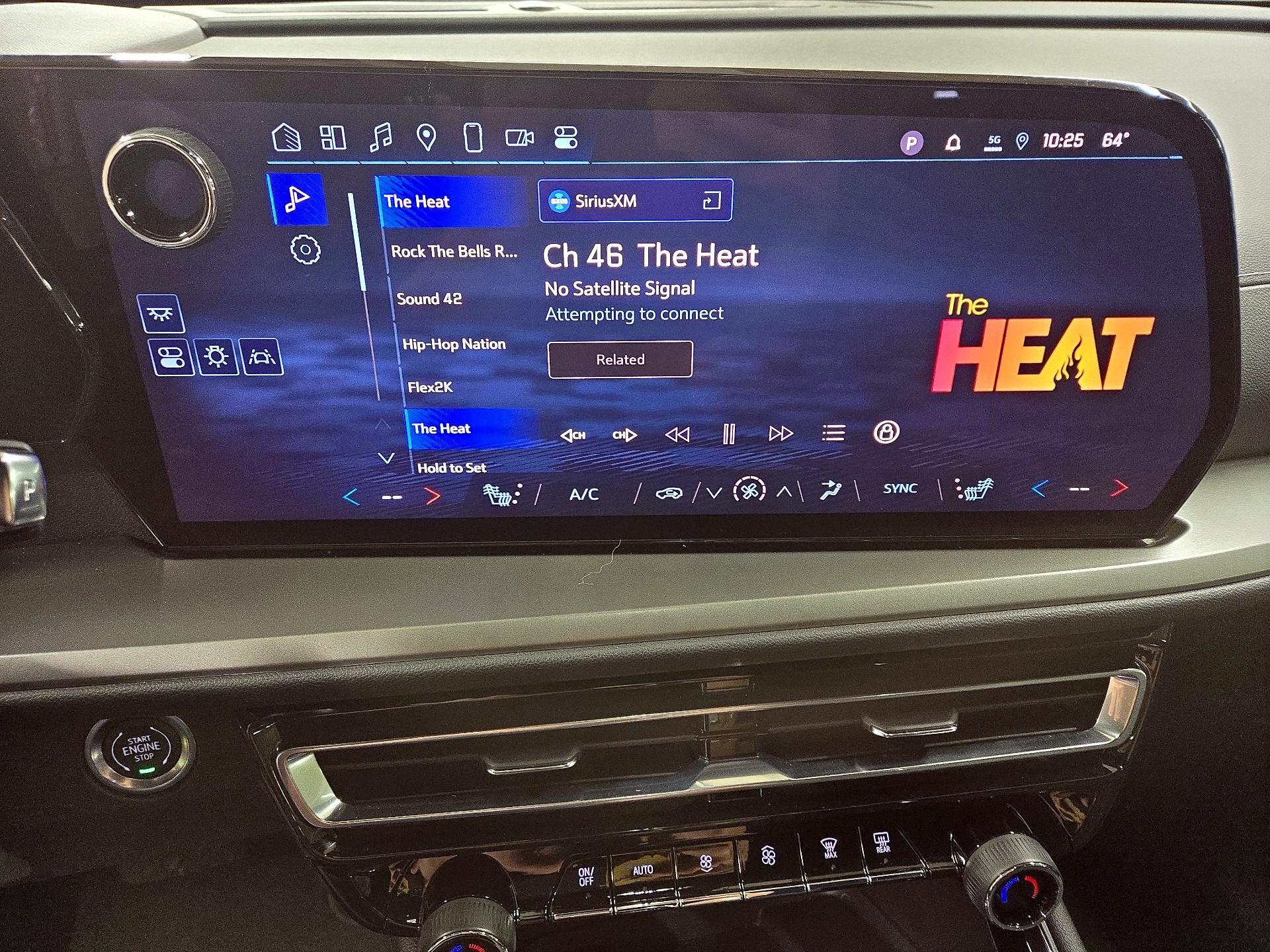 Thumbnail: 2025 Chevrolet Traverse - 14