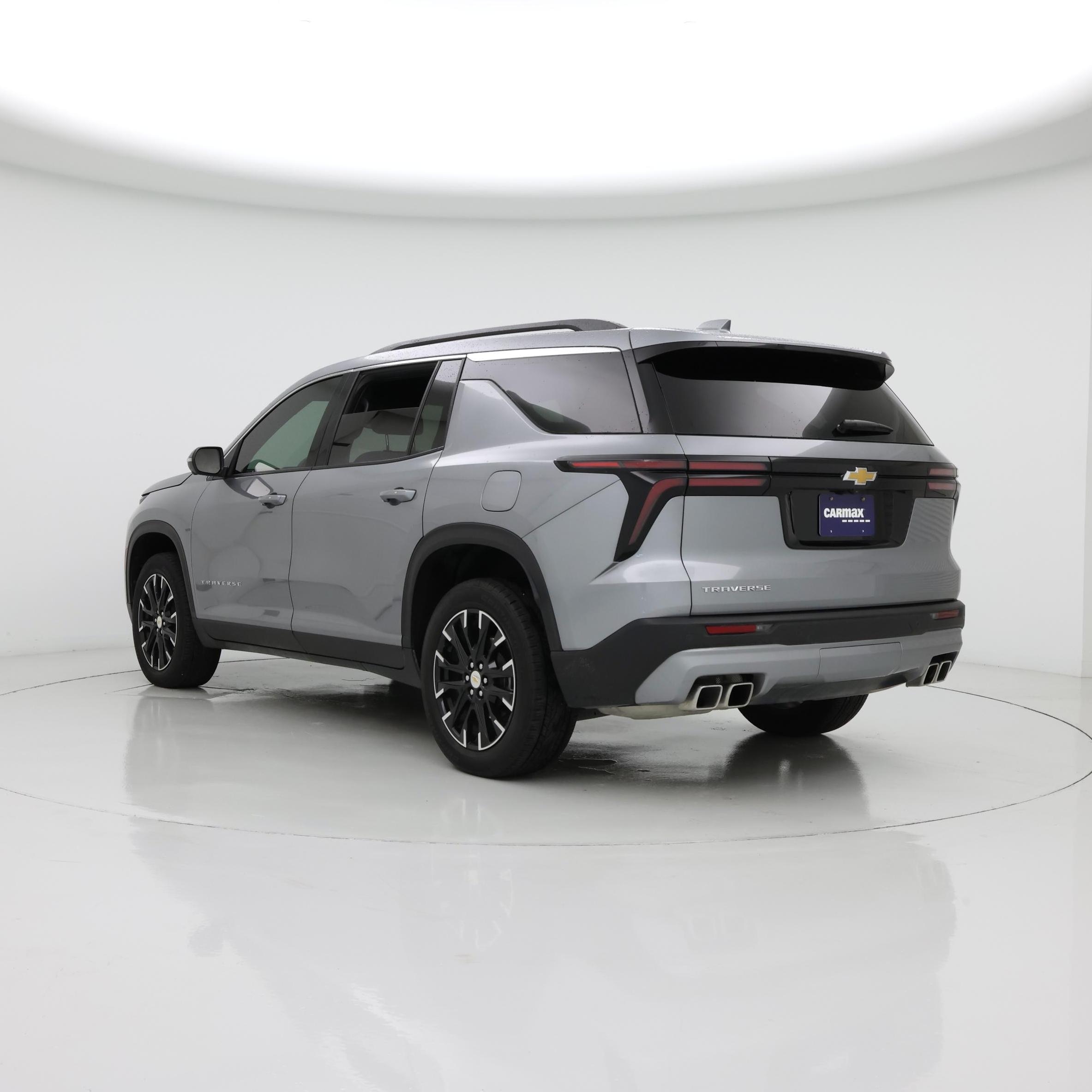 Thumbnail: 2025 Chevrolet Traverse - 2