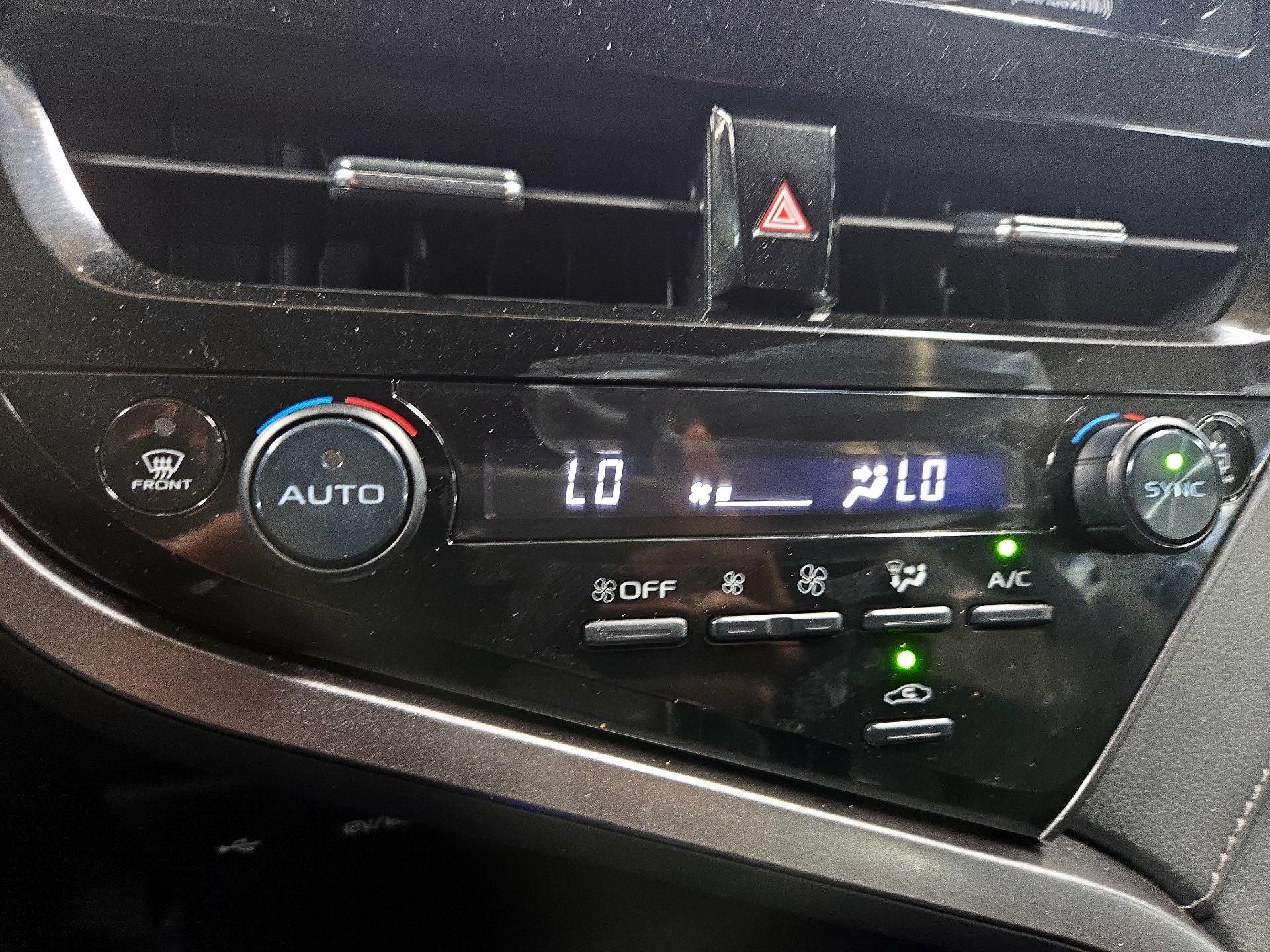 Thumbnail: 2023 Toyota Camry - 16