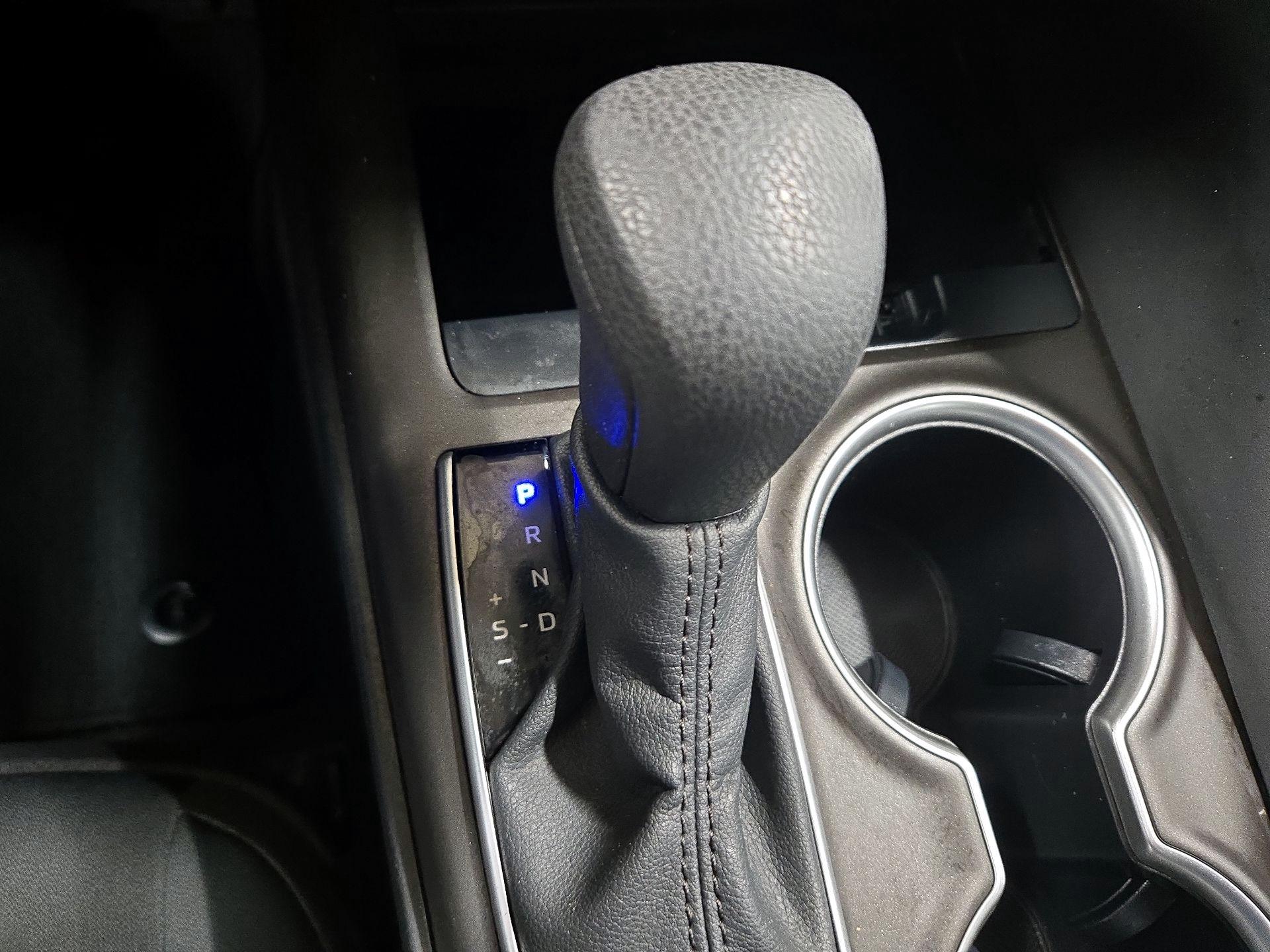 Thumbnail: 2023 Toyota Camry - 17