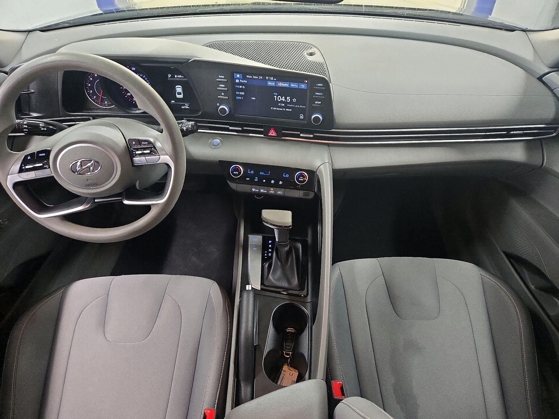 Thumbnail: 2023 Hyundai Elantra - 9