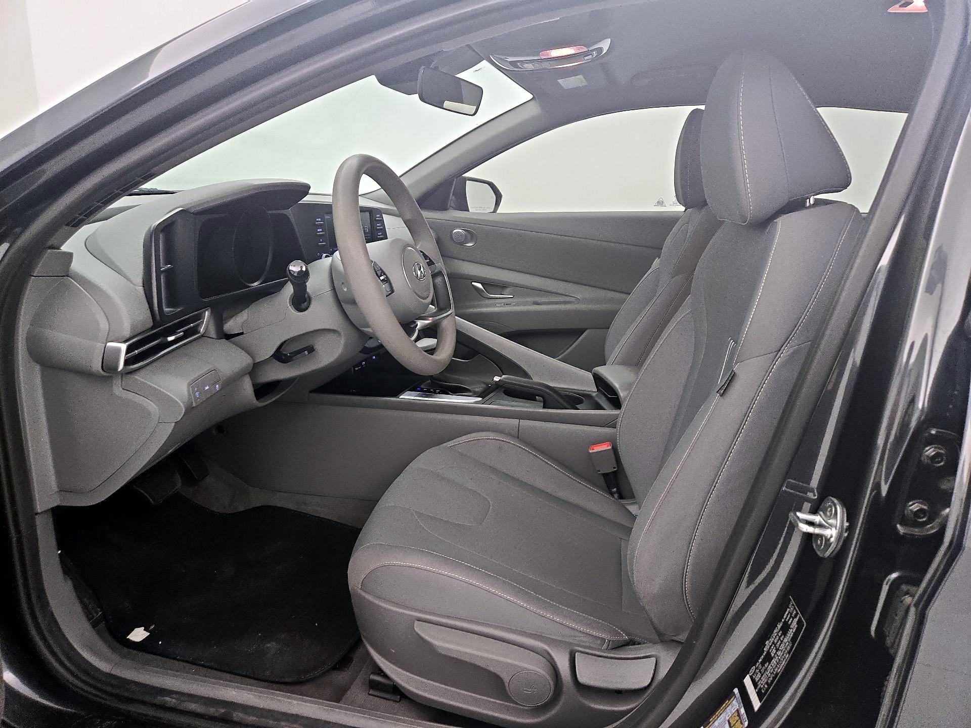 Thumbnail: 2023 Hyundai Elantra - 11