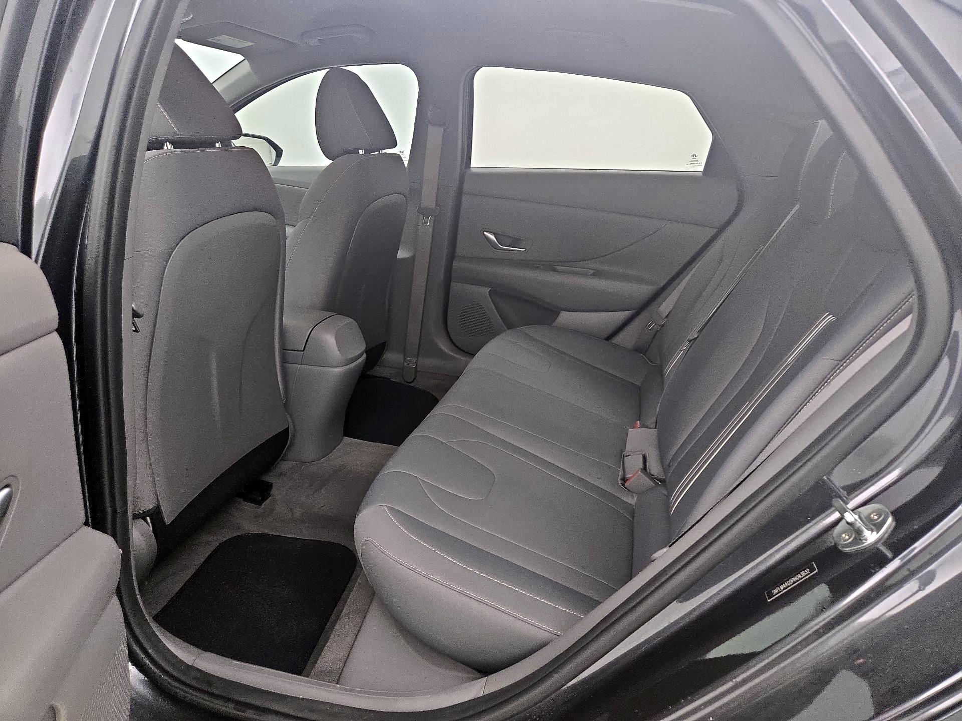 Thumbnail: 2023 Hyundai Elantra - 19