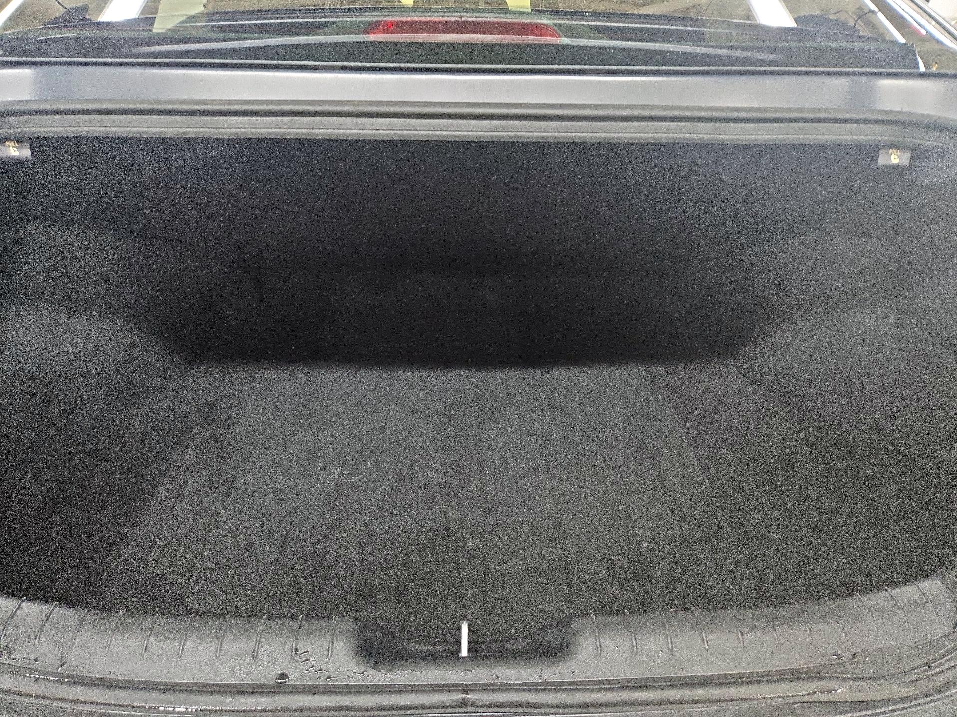 Thumbnail: 2023 Hyundai Elantra - 20