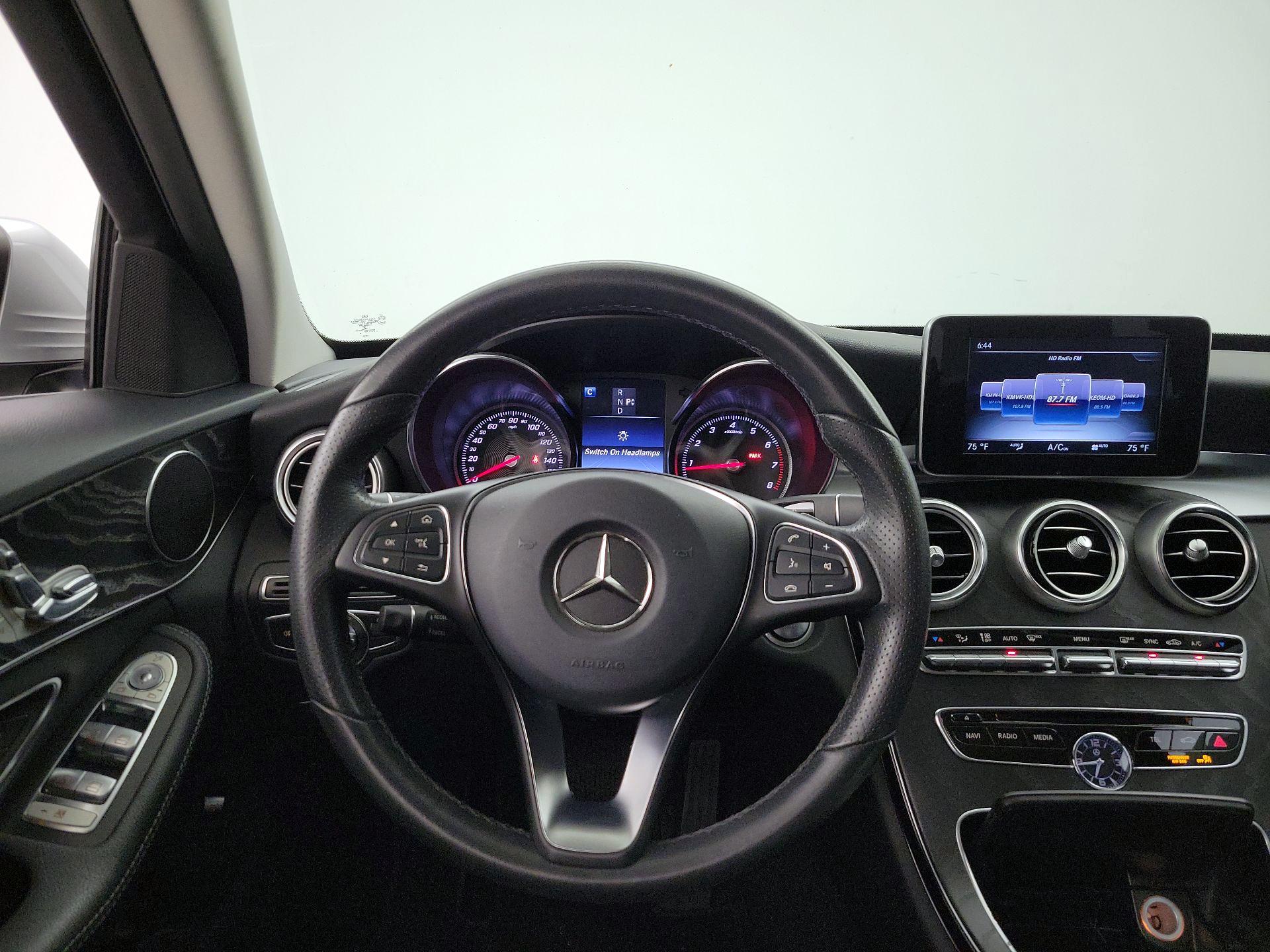 Thumbnail: 2017 Mercedes-Benz C-Class - 10