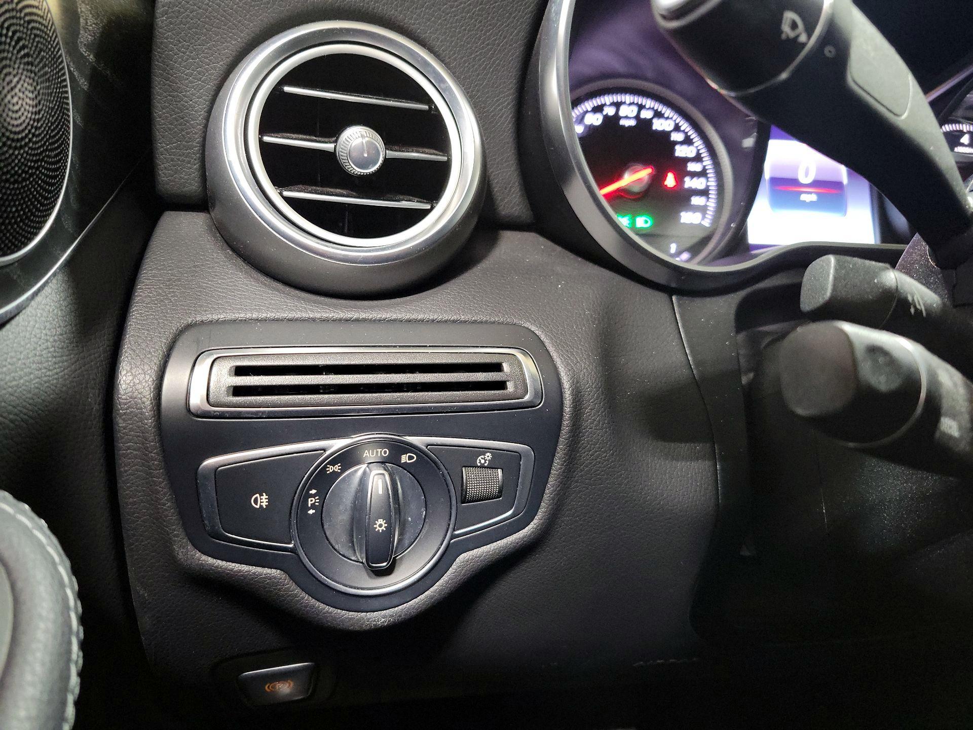 Thumbnail: 2017 Mercedes-Benz C-Class - 13