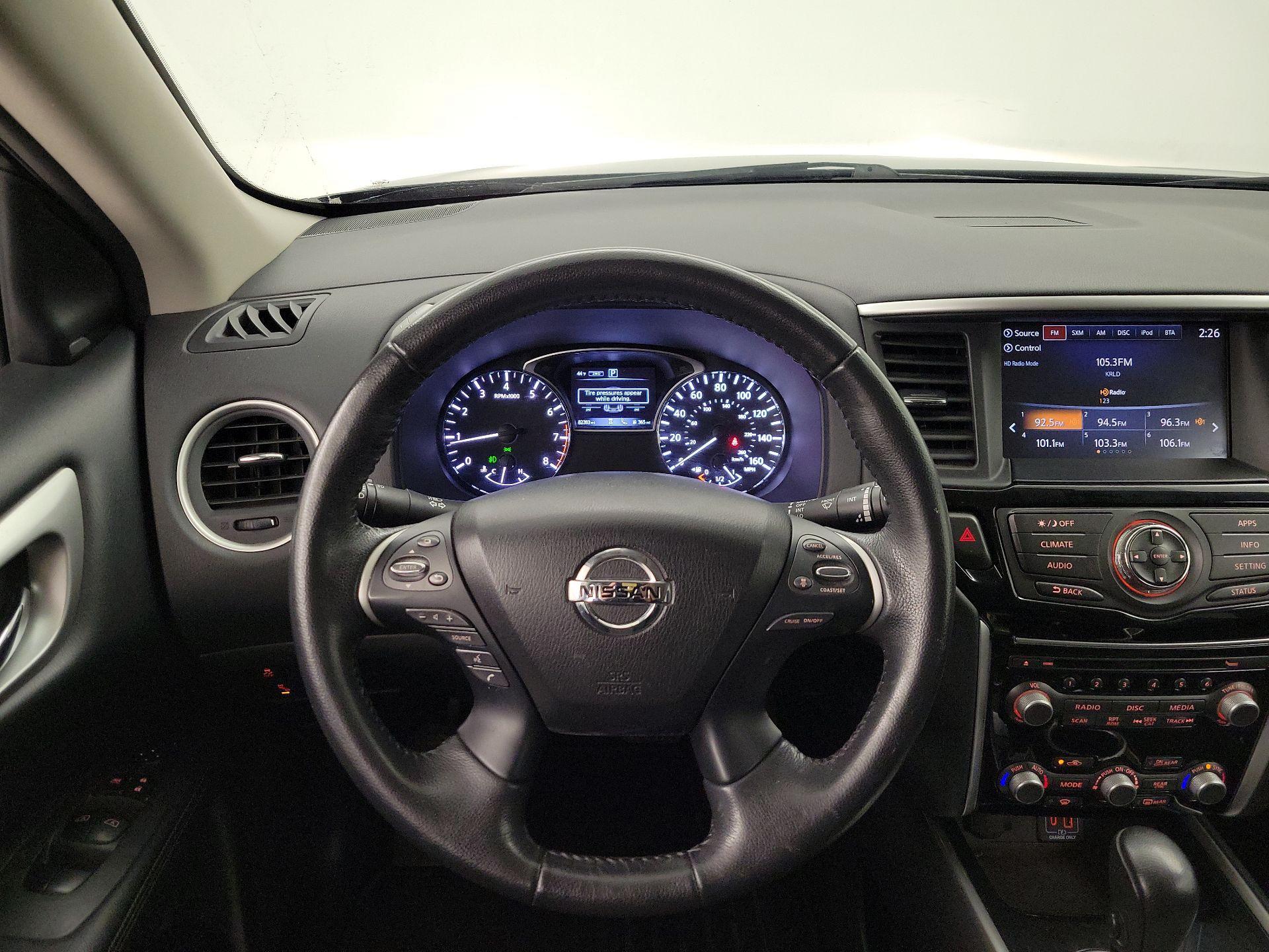 Thumbnail: 2019 Nissan Pathfinder - 10