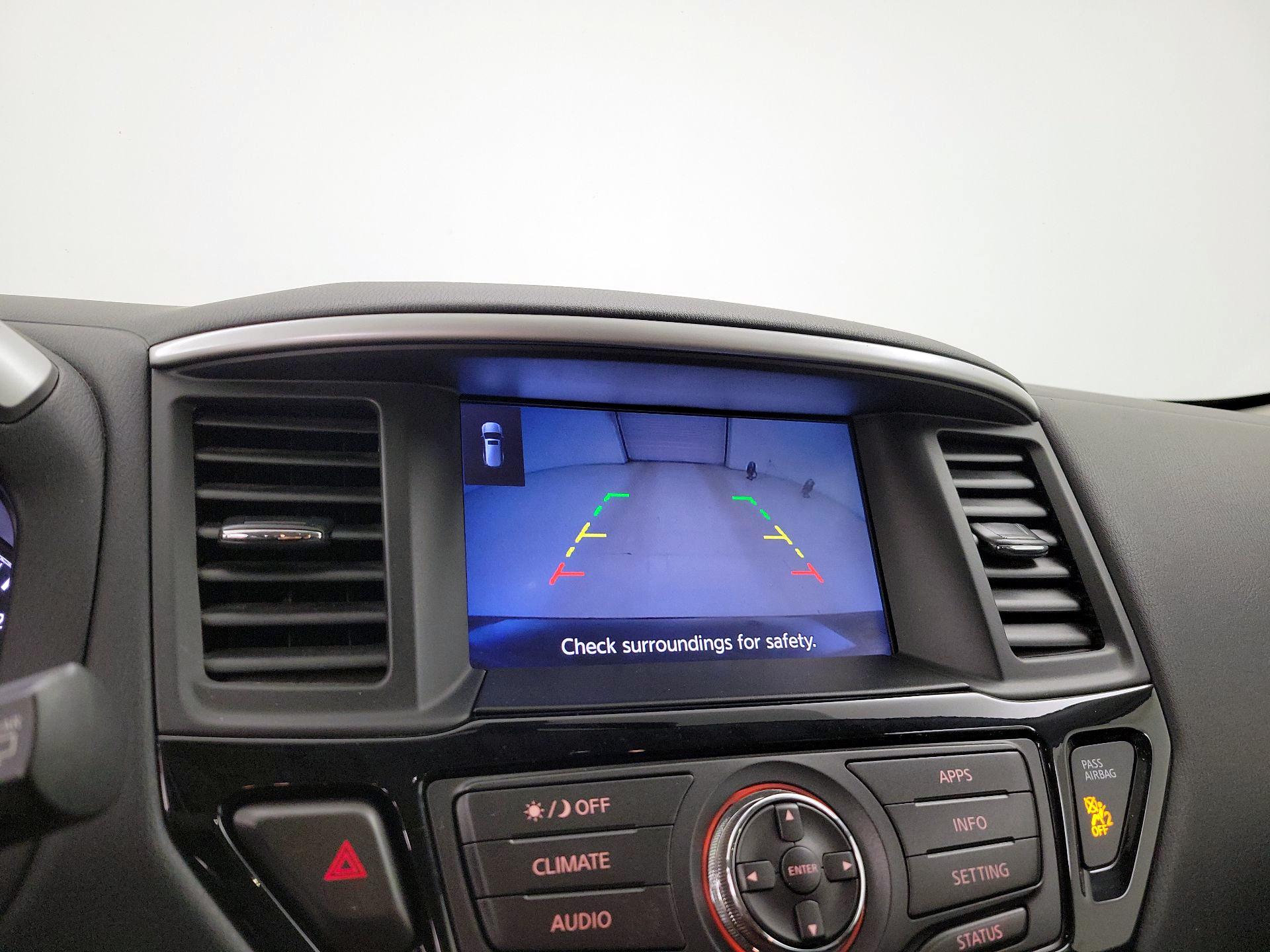 Thumbnail: 2019 Nissan Pathfinder - 14