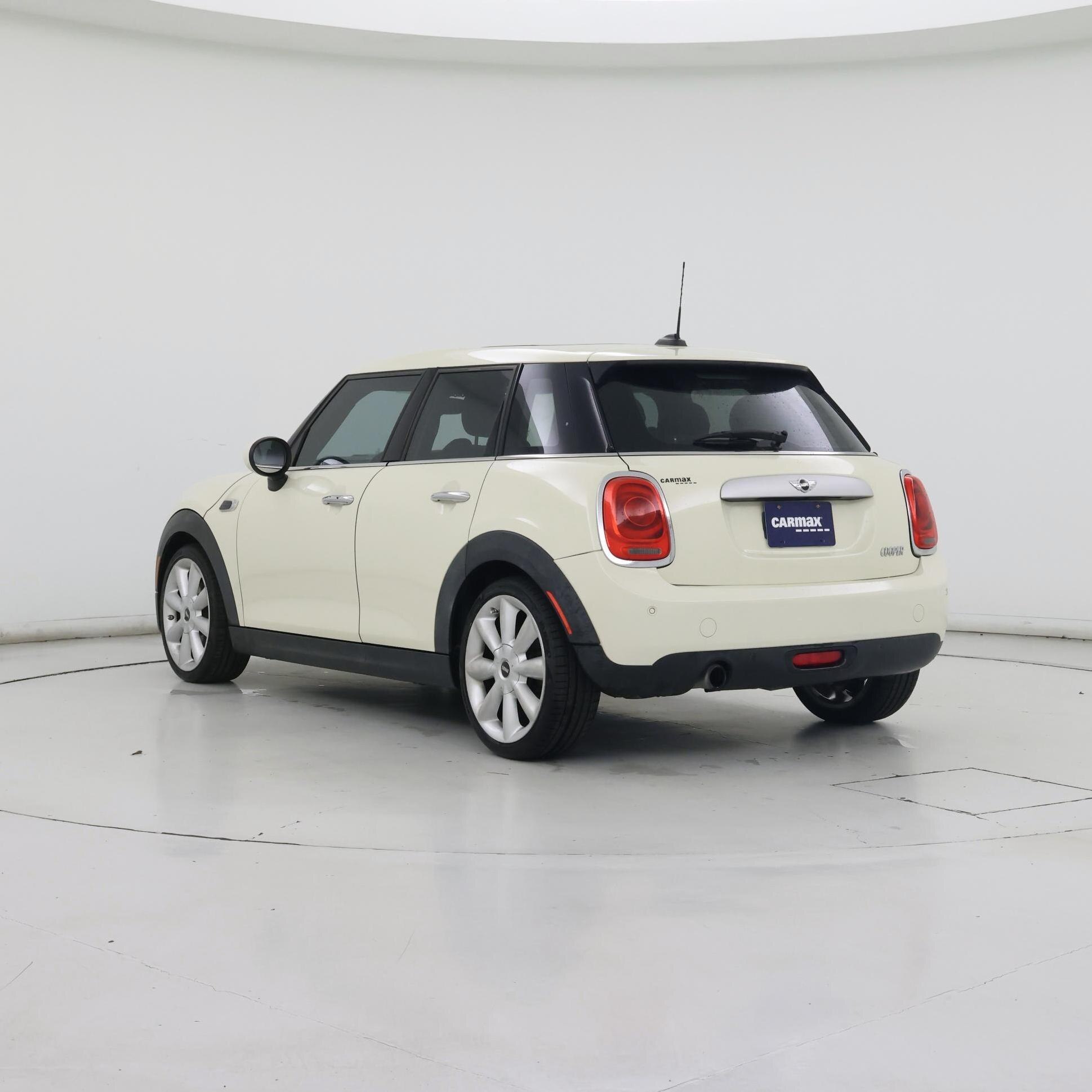 Thumbnail: 2015 MINI Cooper Hardtop - 2