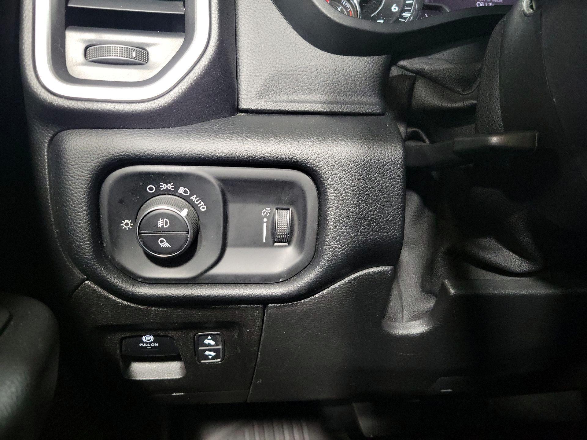 Thumbnail: 2021 RAM 1500 - 13