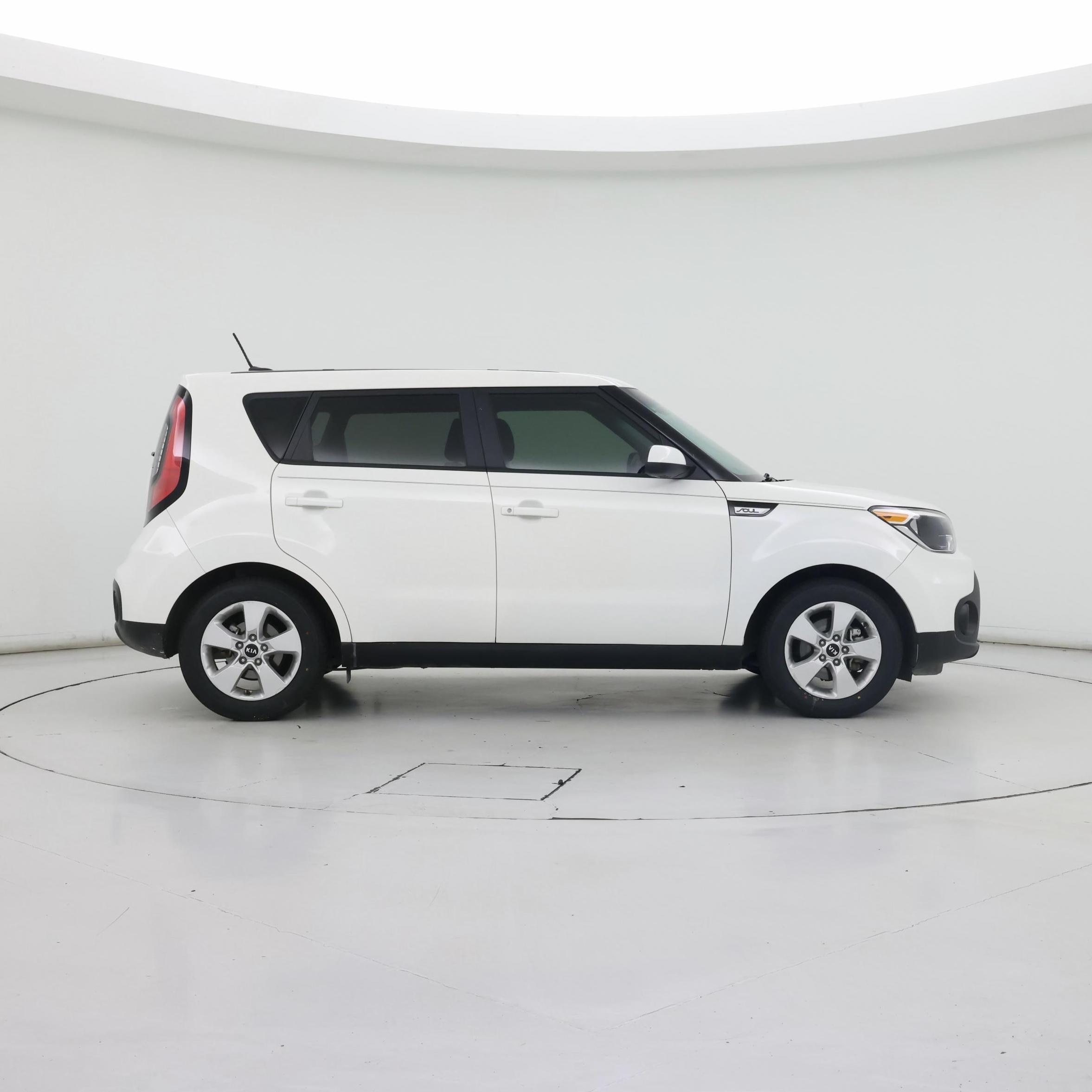 Thumbnail: 2019 Kia Soul - 7