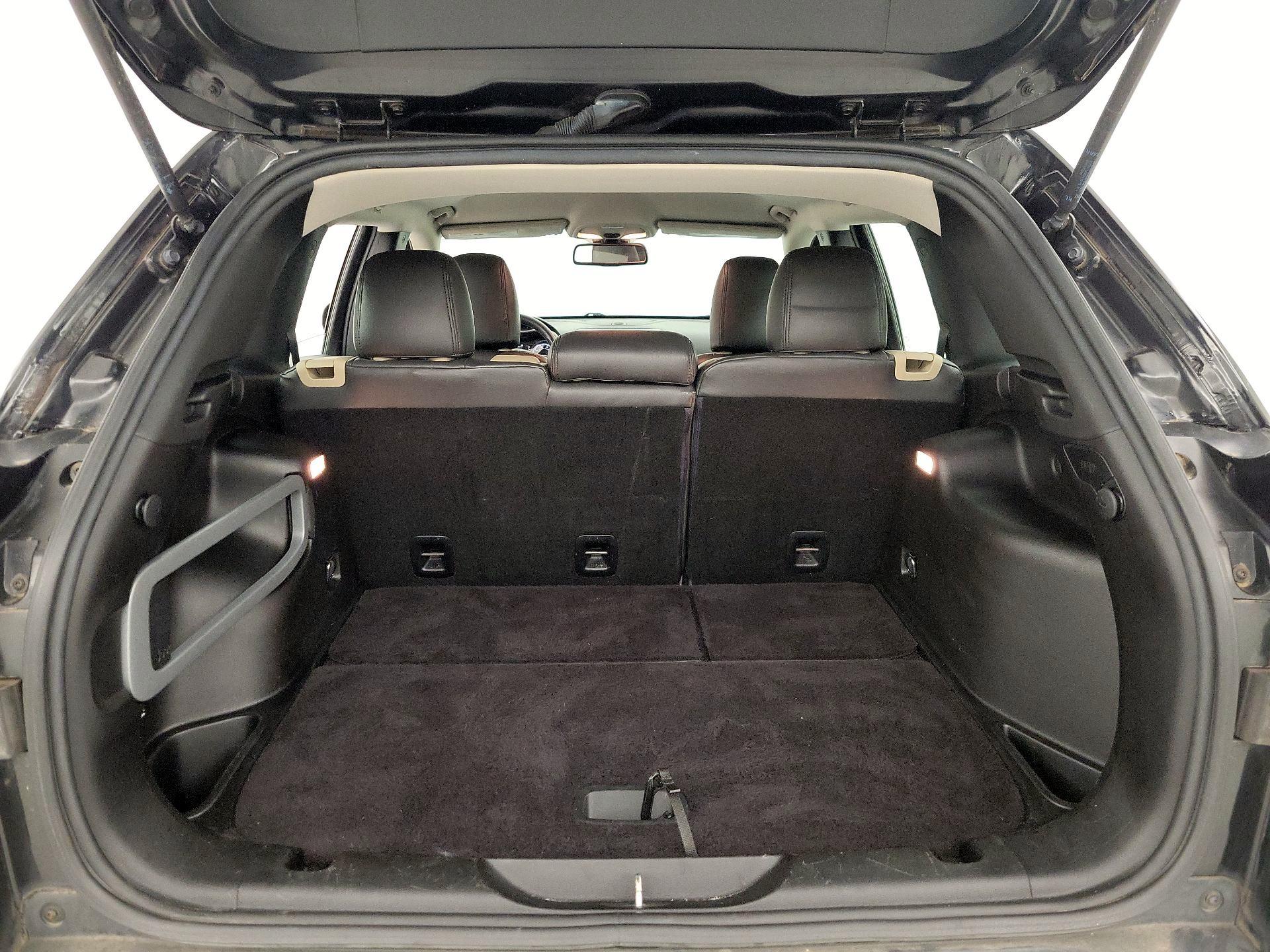 Thumbnail: 2015 Jeep Cherokee - 19