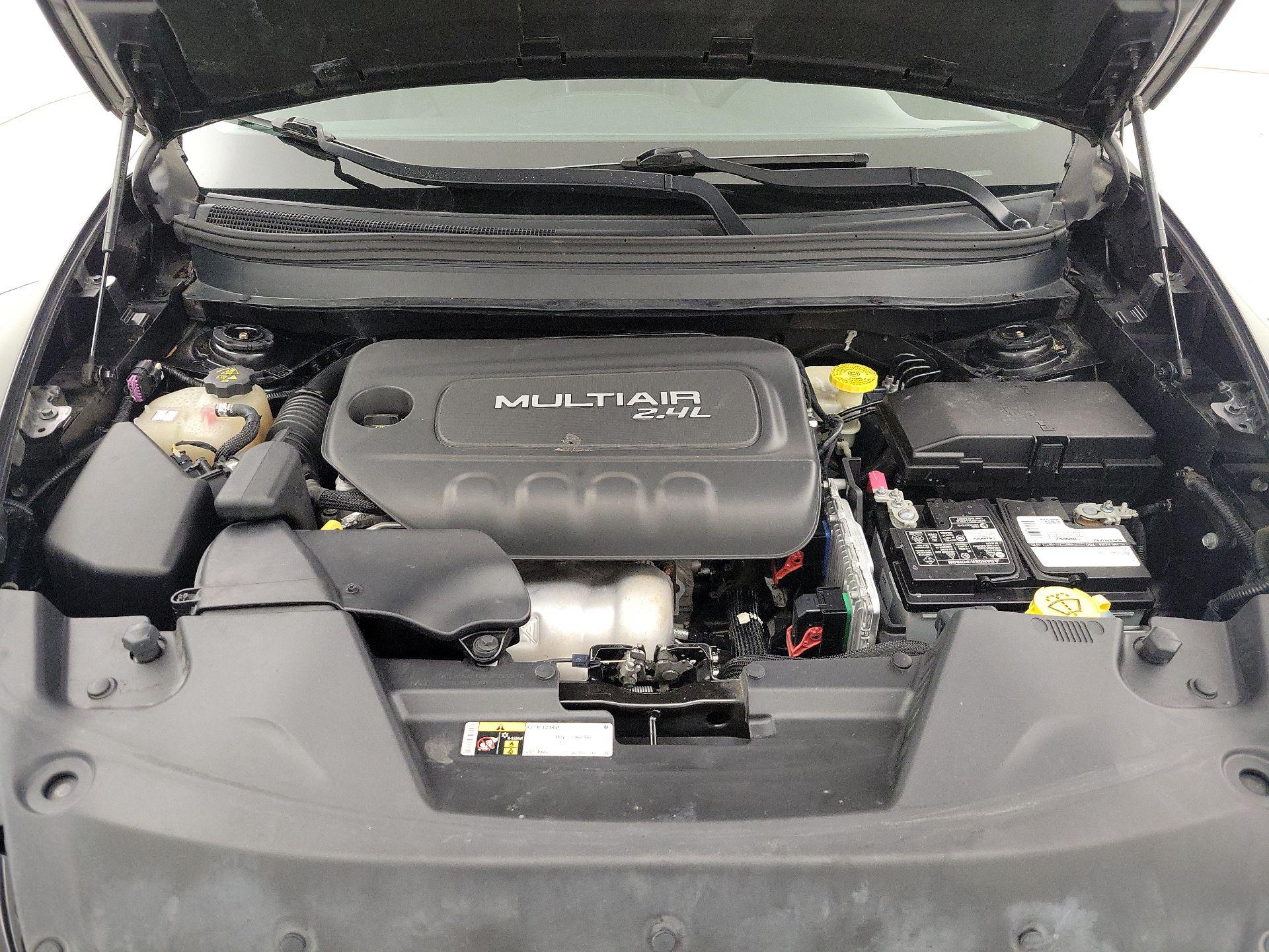 Thumbnail: 2015 Jeep Cherokee - 20