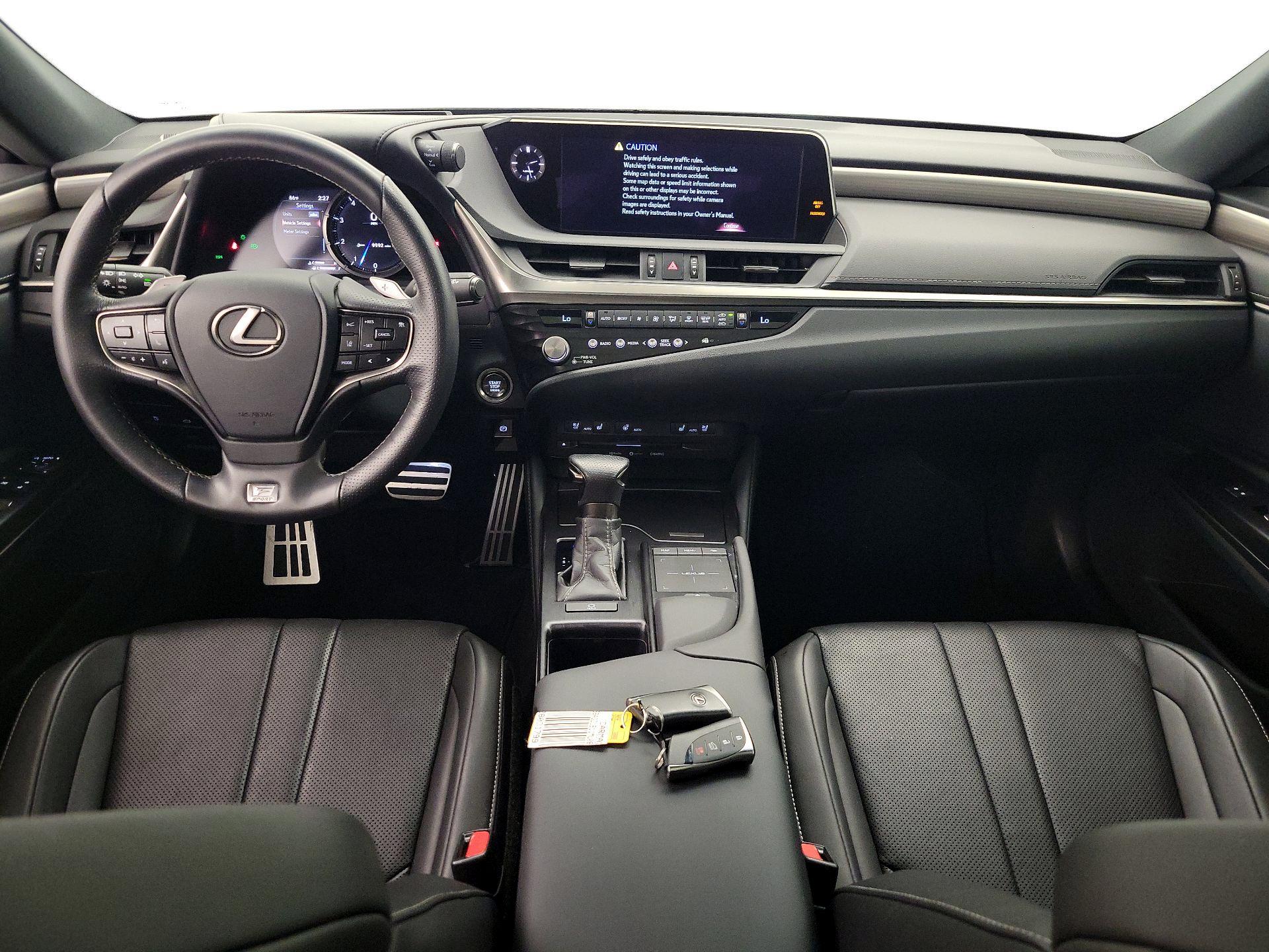 Thumbnail: 2021 Lexus ES - 9