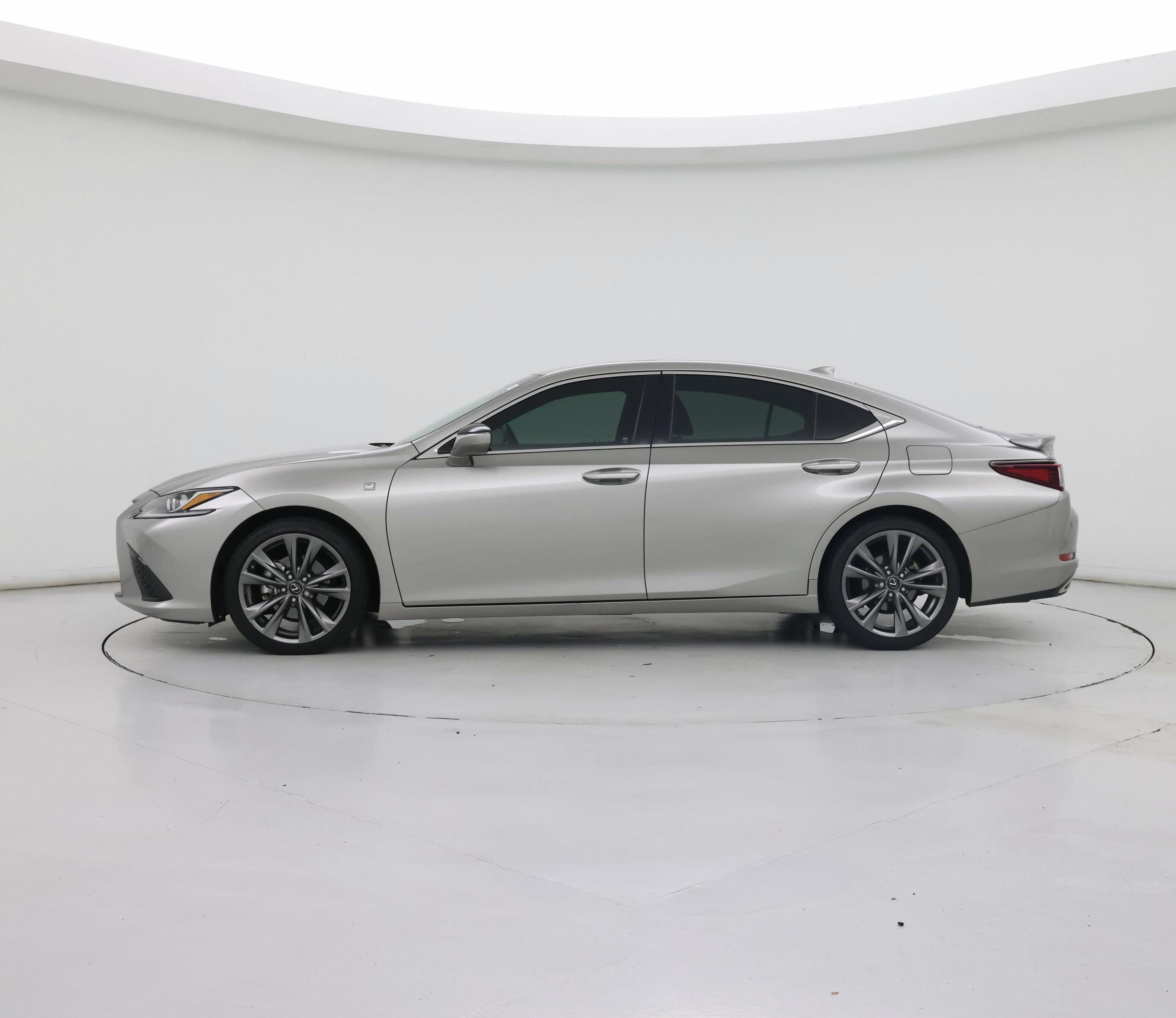 Thumbnail: 2021 Lexus ES - 3