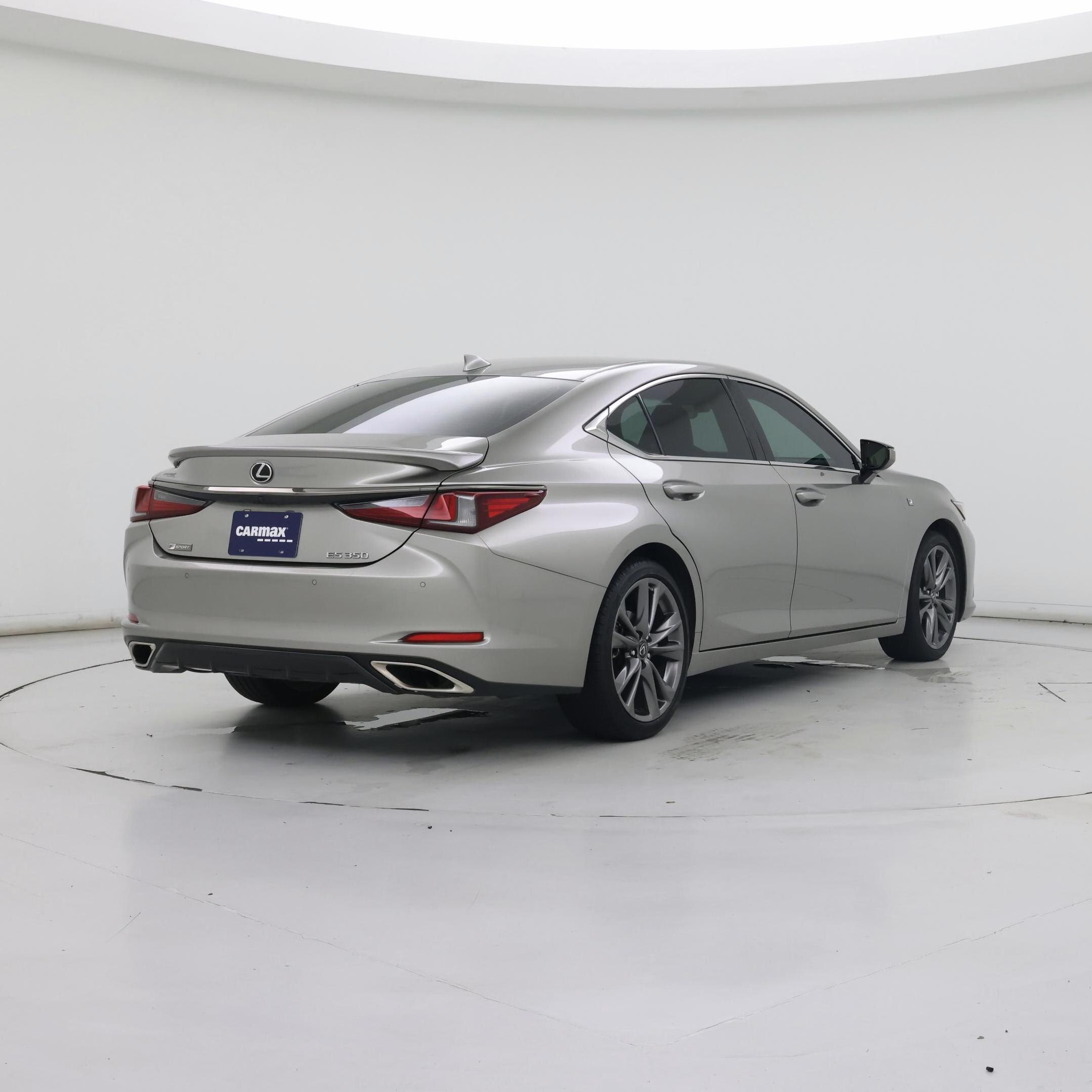 Thumbnail: 2021 Lexus ES - 8