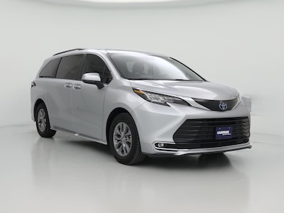 2022 Toyota Sienna Hybrid XLE