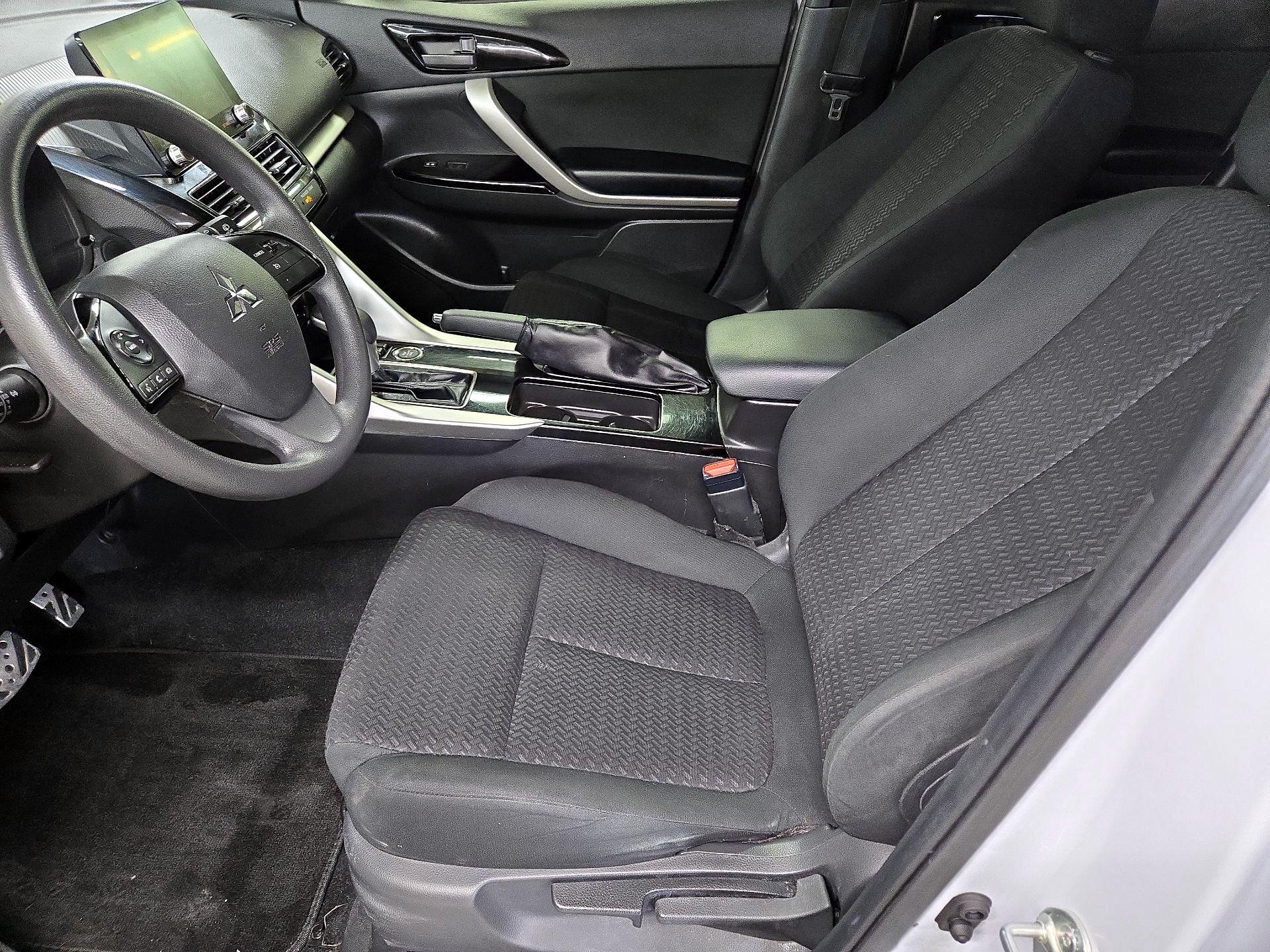 Thumbnail: 2022 Mitsubishi Eclipse Cross - 11