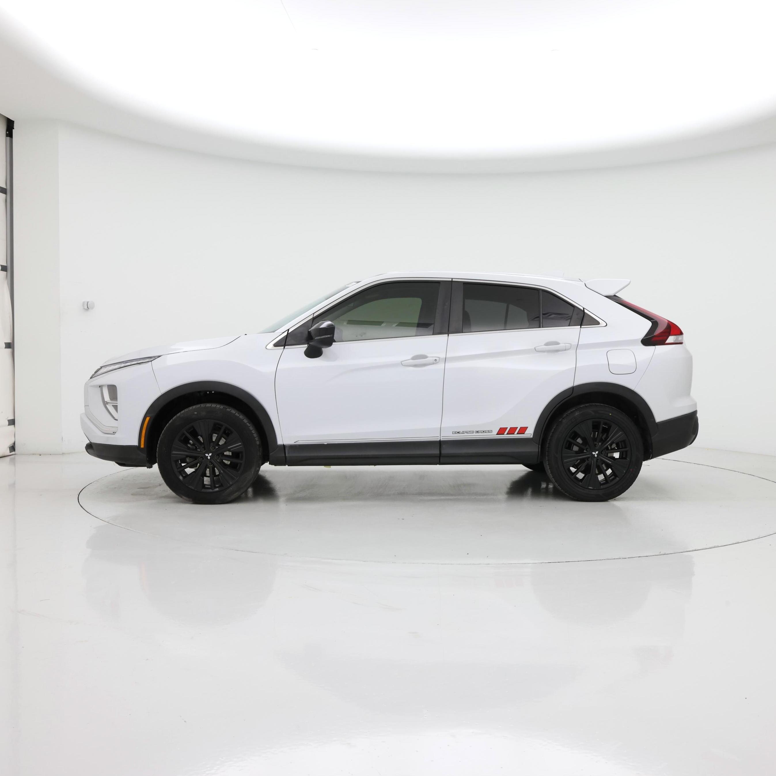 Thumbnail: 2022 Mitsubishi Eclipse Cross - 3